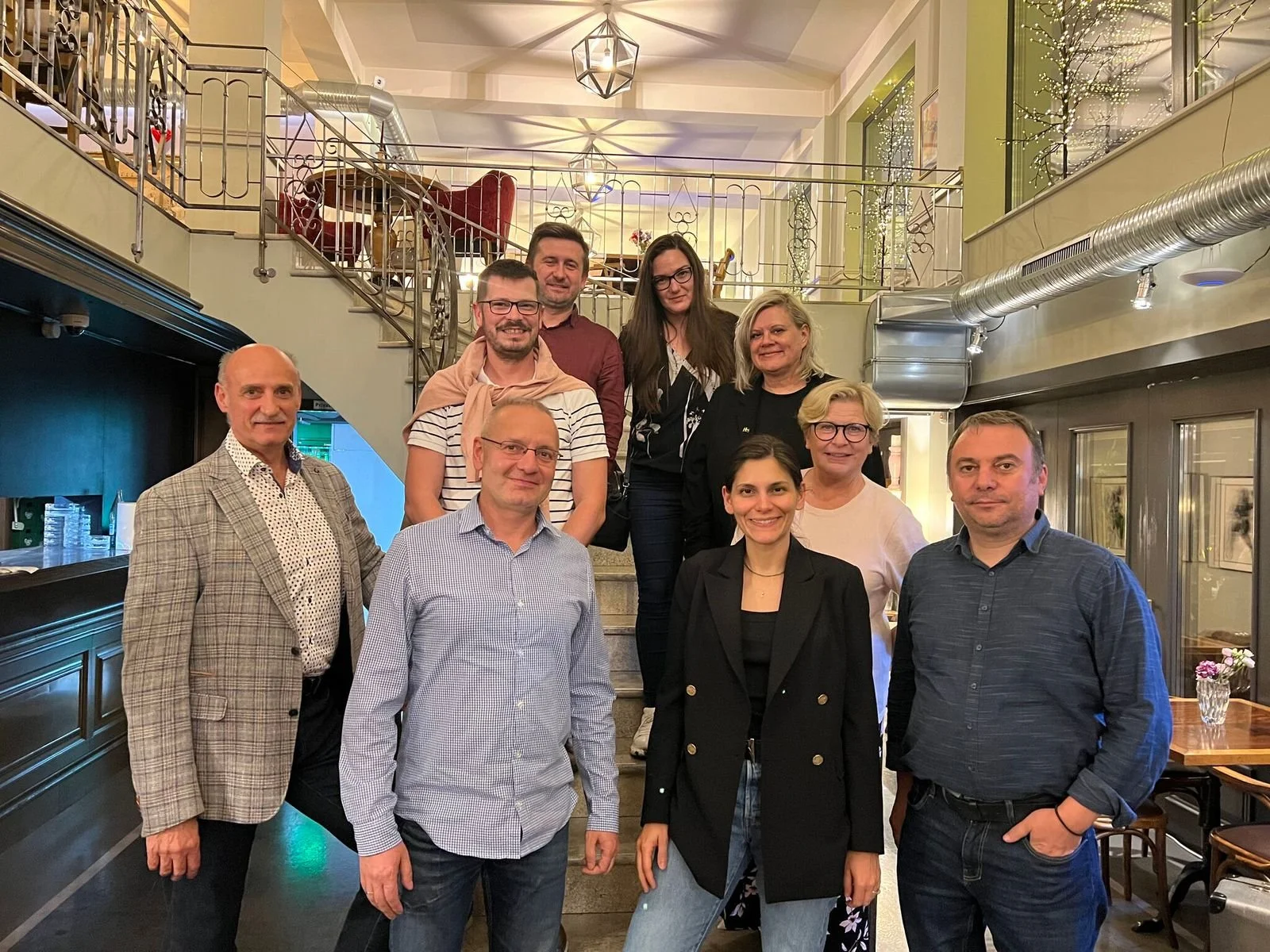 Furniture & Lighting Leaders Round Table