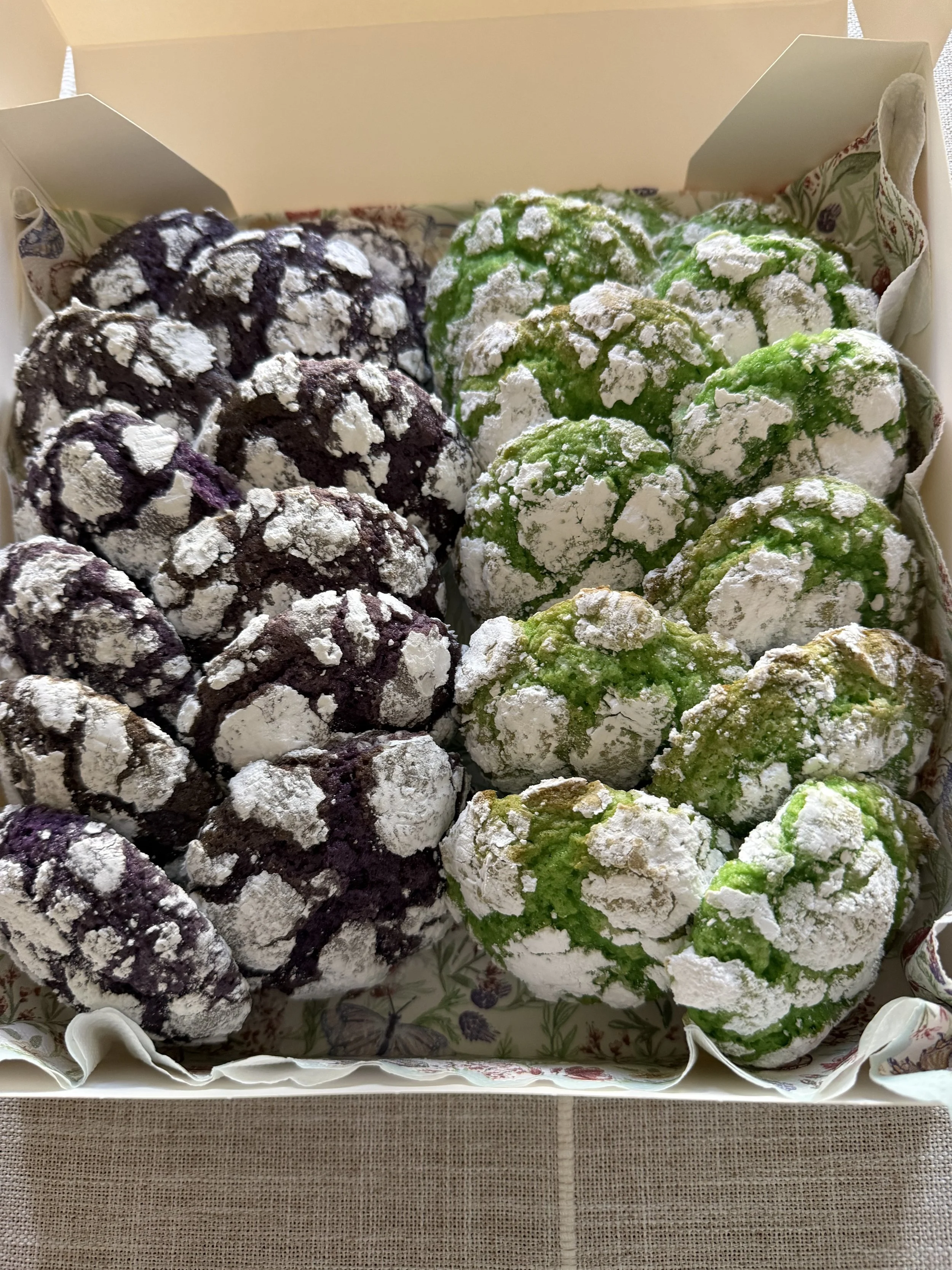 24 crinkle box pinoy.jpg