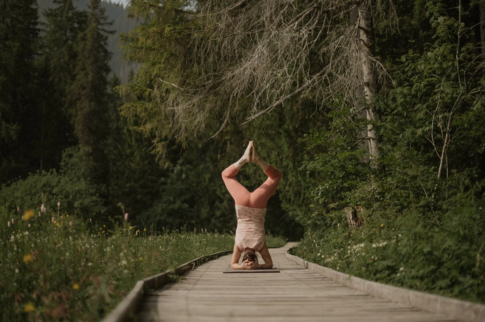 Chantal_Pochon Kopfstandvariante