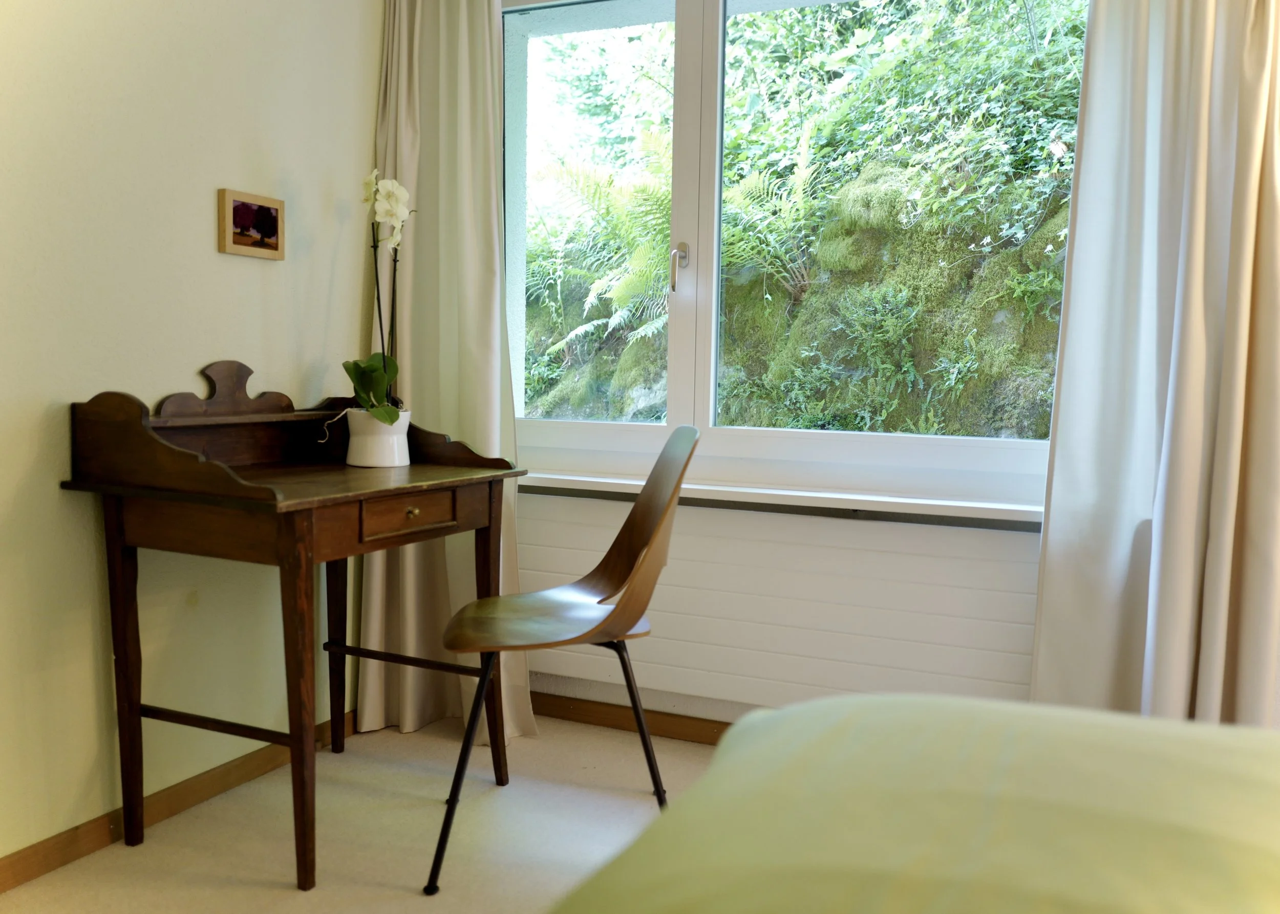 Sundari Gästezimmer mit Arbeitsplatz