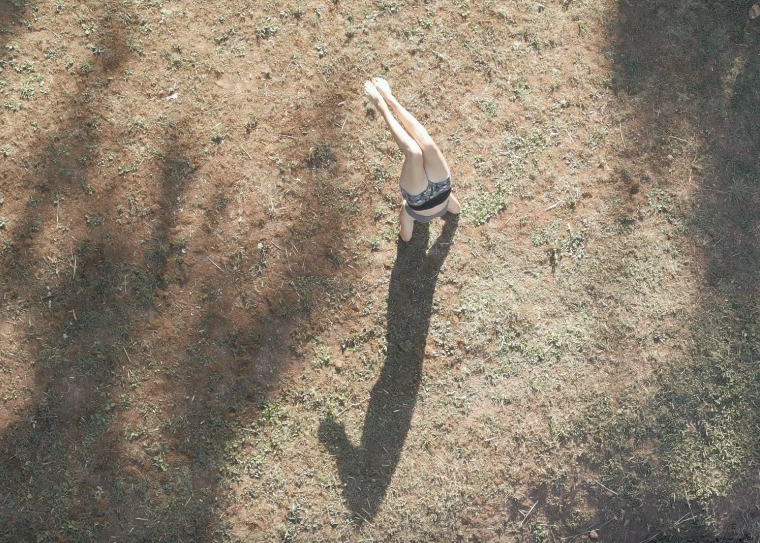 Chantal_pochon kopfstand