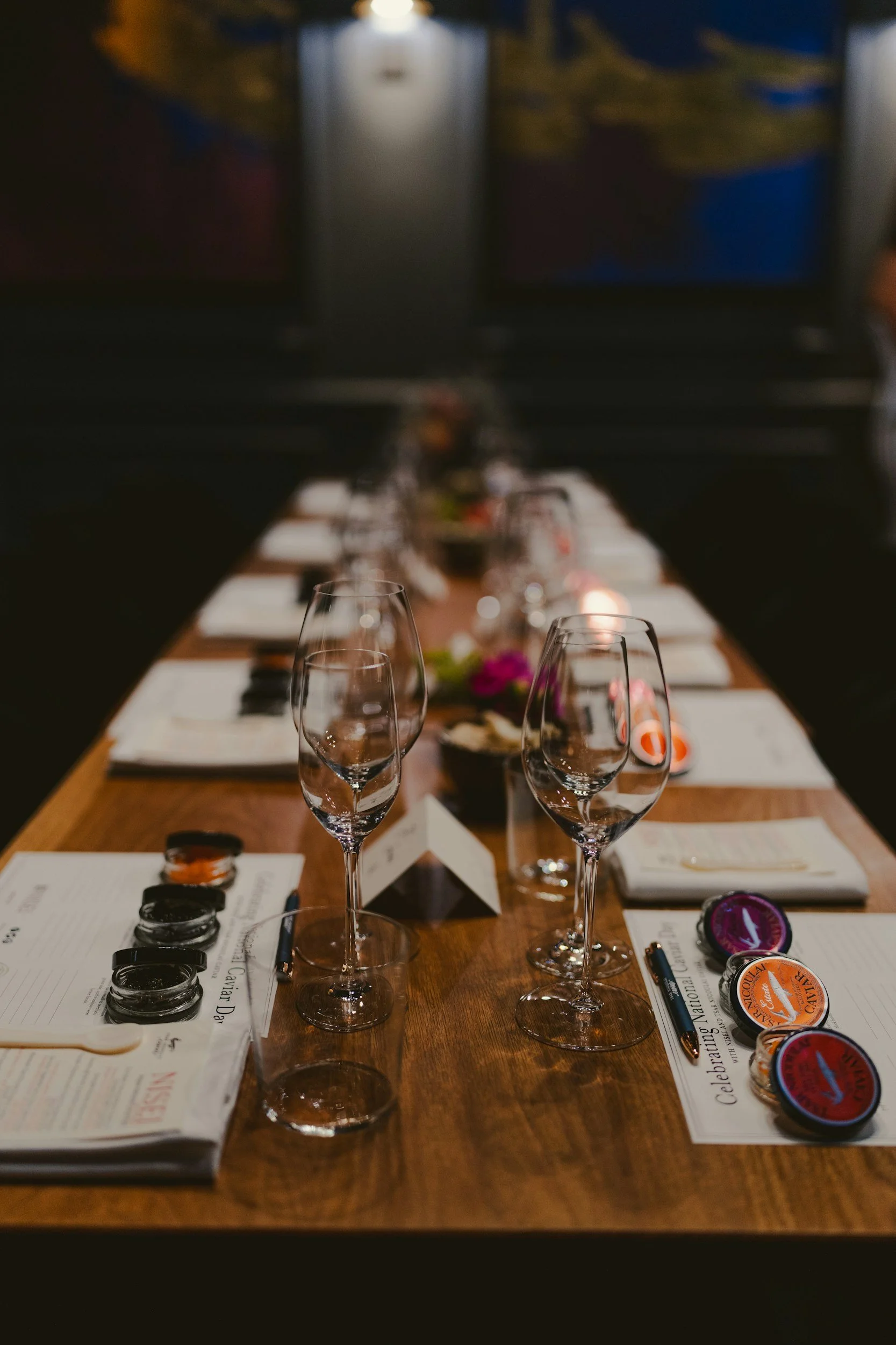 Exklusive Tischdekoration für ein privates Dinner von Prior Moments.
