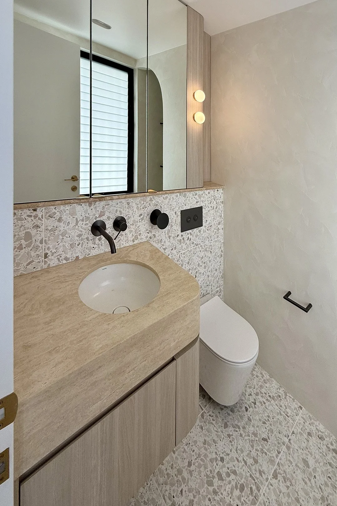 cmnjoinery_kb_03.jpg