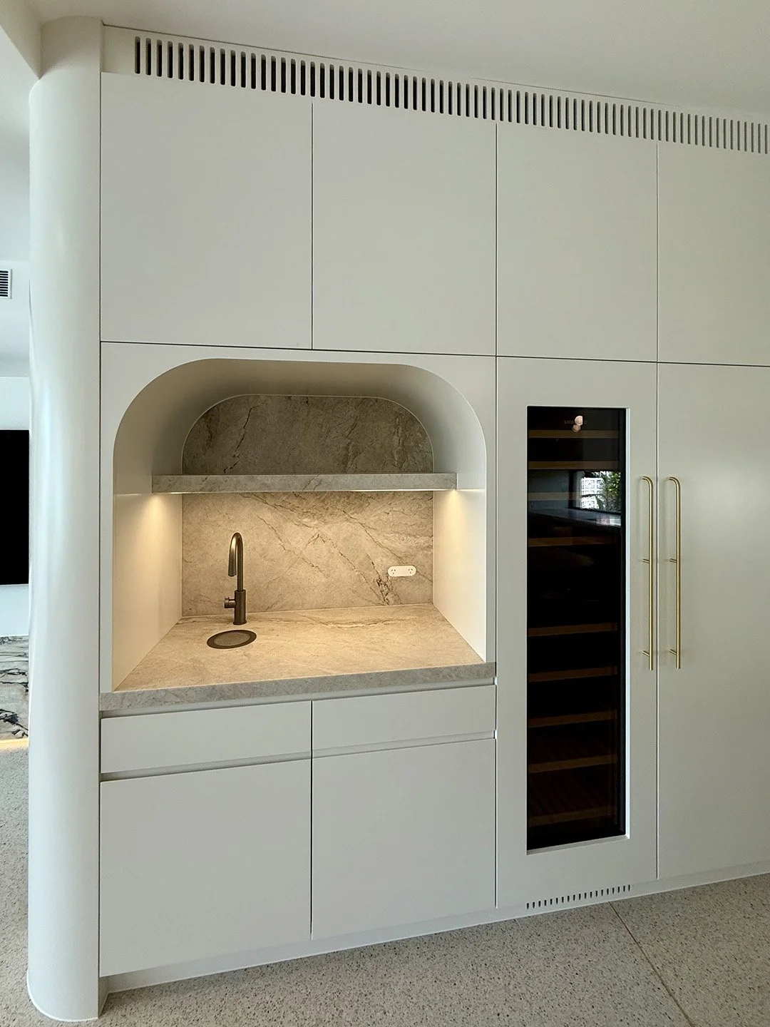 cmnjoinery_kb_01.jpg