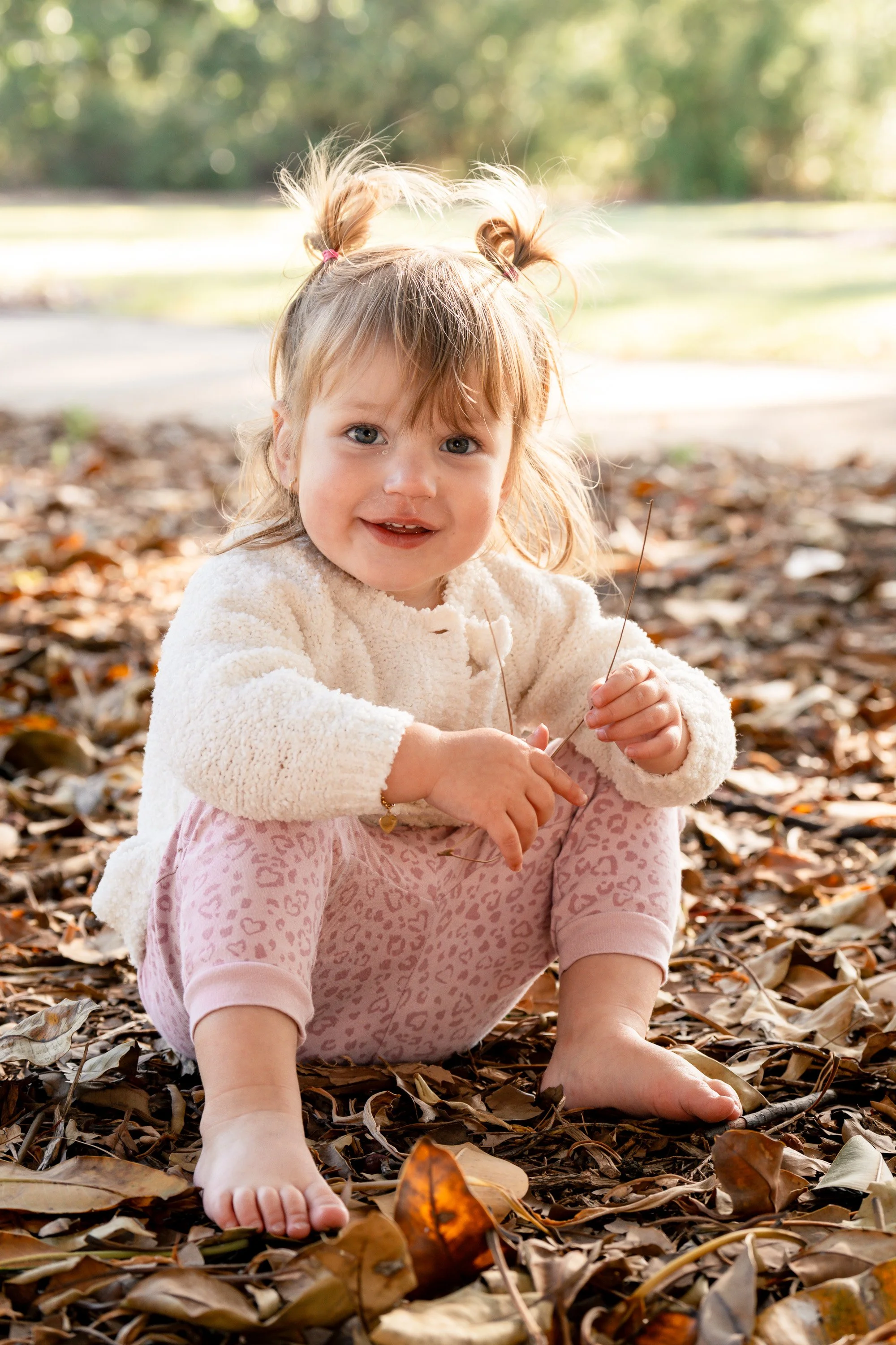 DSC00598- 22-melbourne family daughter outdoors.jpg