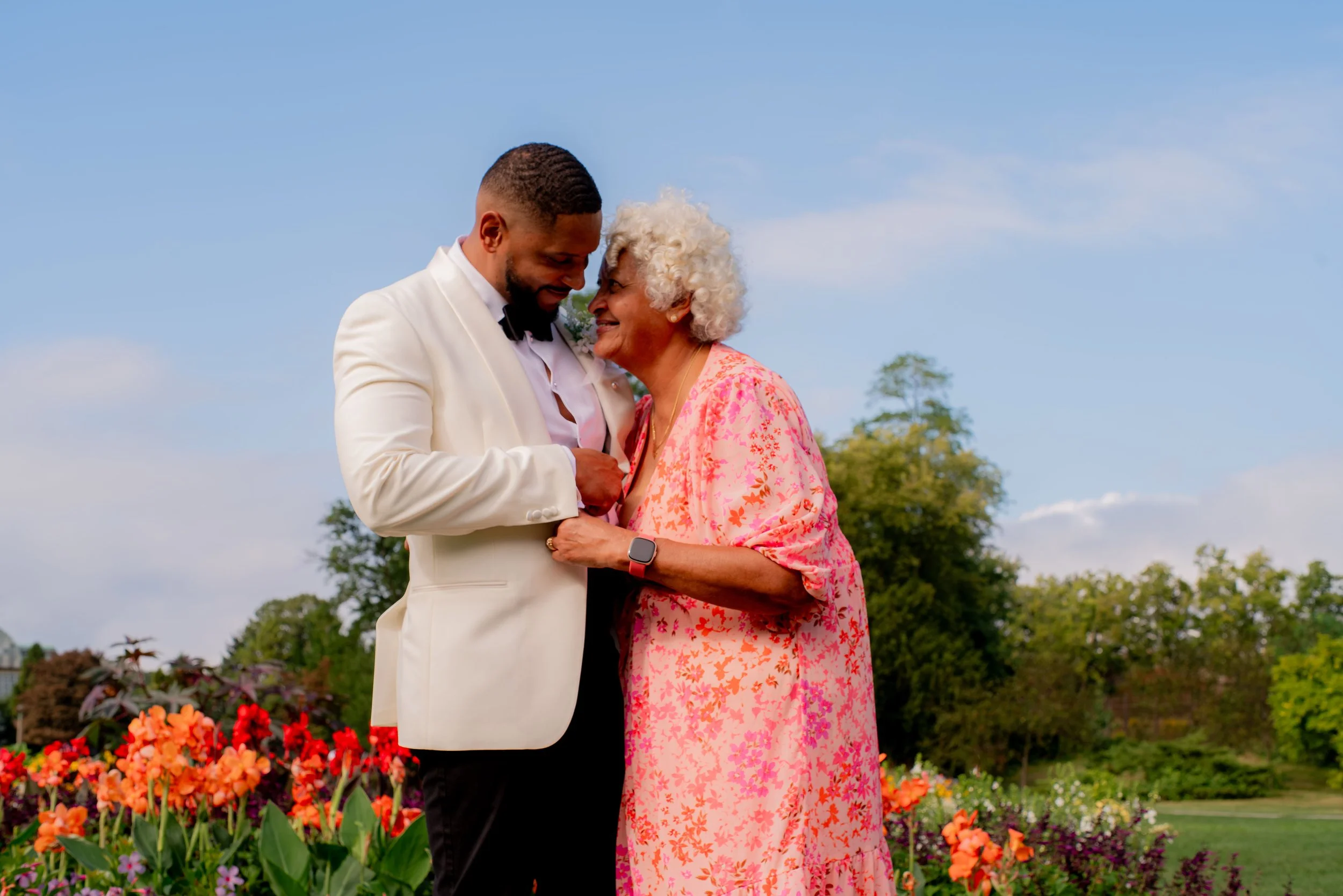 royas_wedding_lincoln park zoo portraits-33.jpg