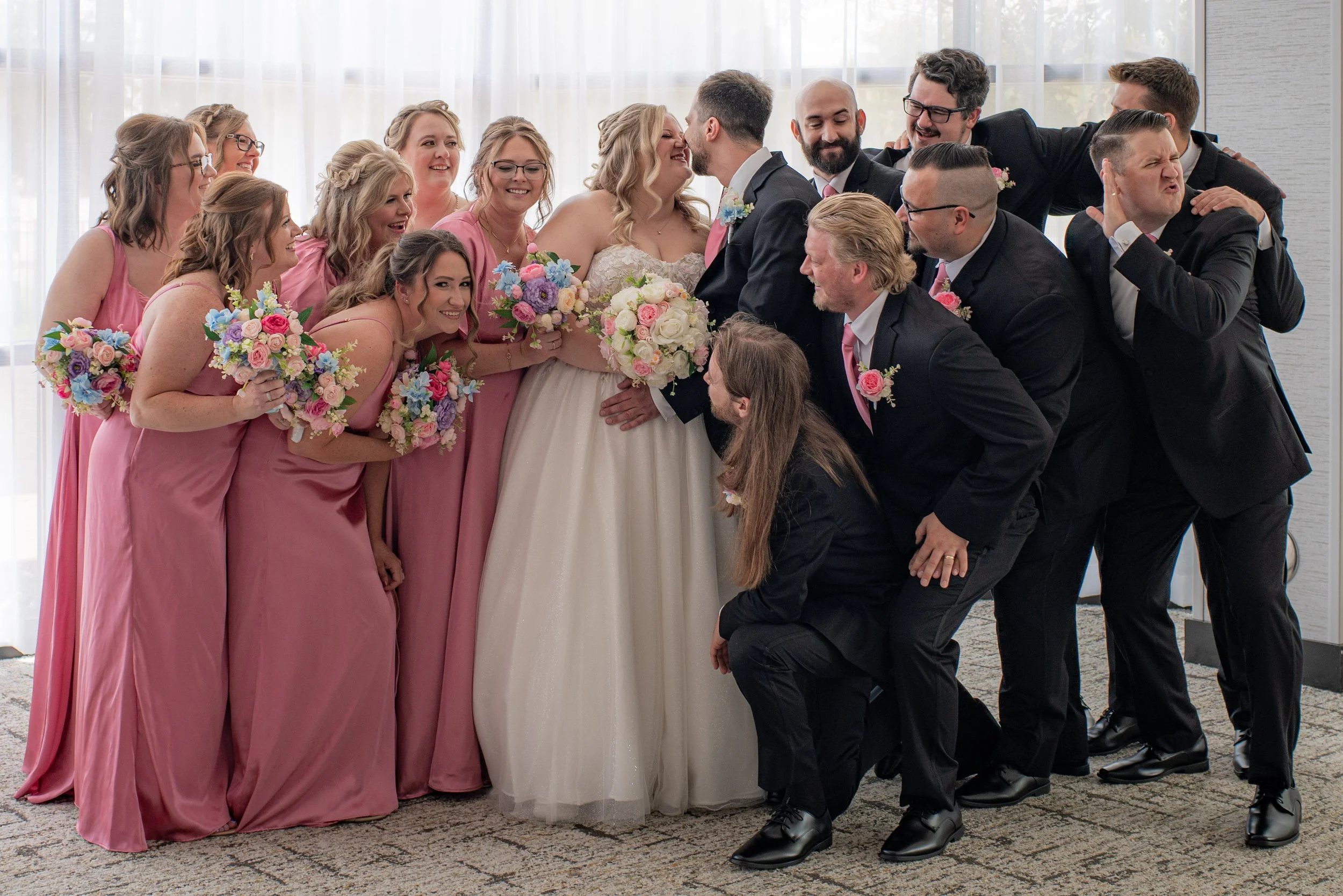bridal party group portrait-7.jpg