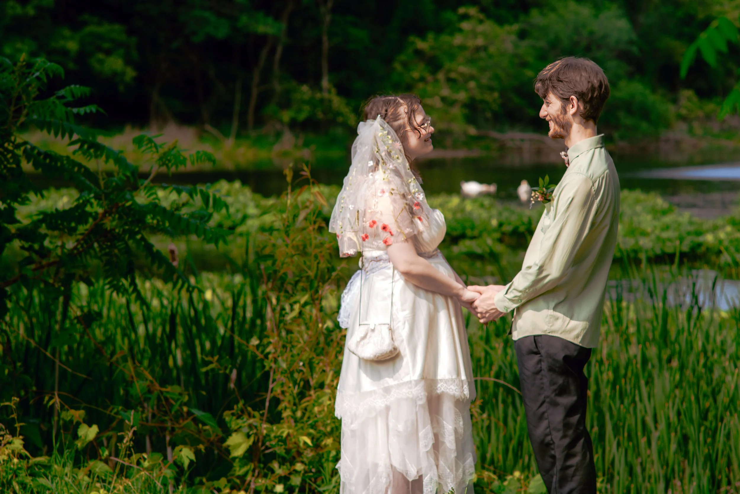 haley_lynn_wedding_pond-27.jpg