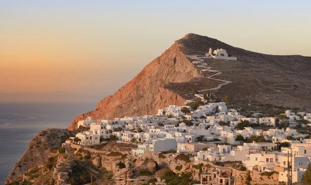 folegandros-chora-mountain.jpg