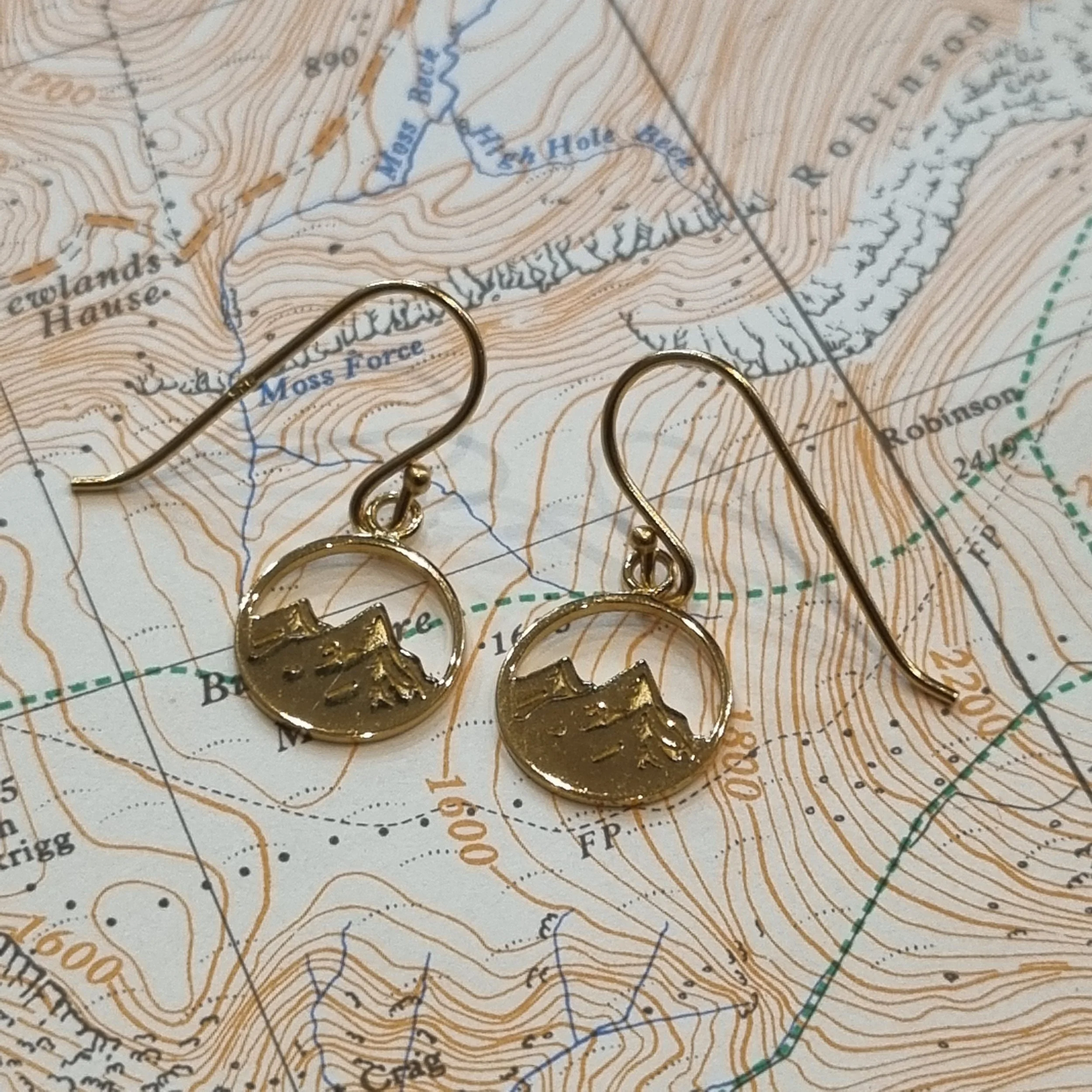 Mountain Hook Earrings Gold