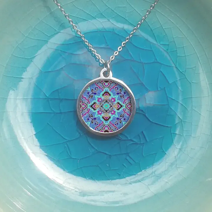 NOA Stainless Steel & Walnut, Small Round Necklace Turquoise Pattern