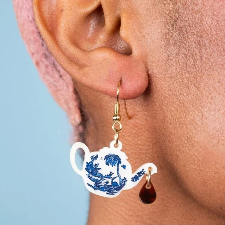 vintage-teapot-earrings-gold-hooks_7a111a19-d832-41f3-8383-3a7797511b90.webp