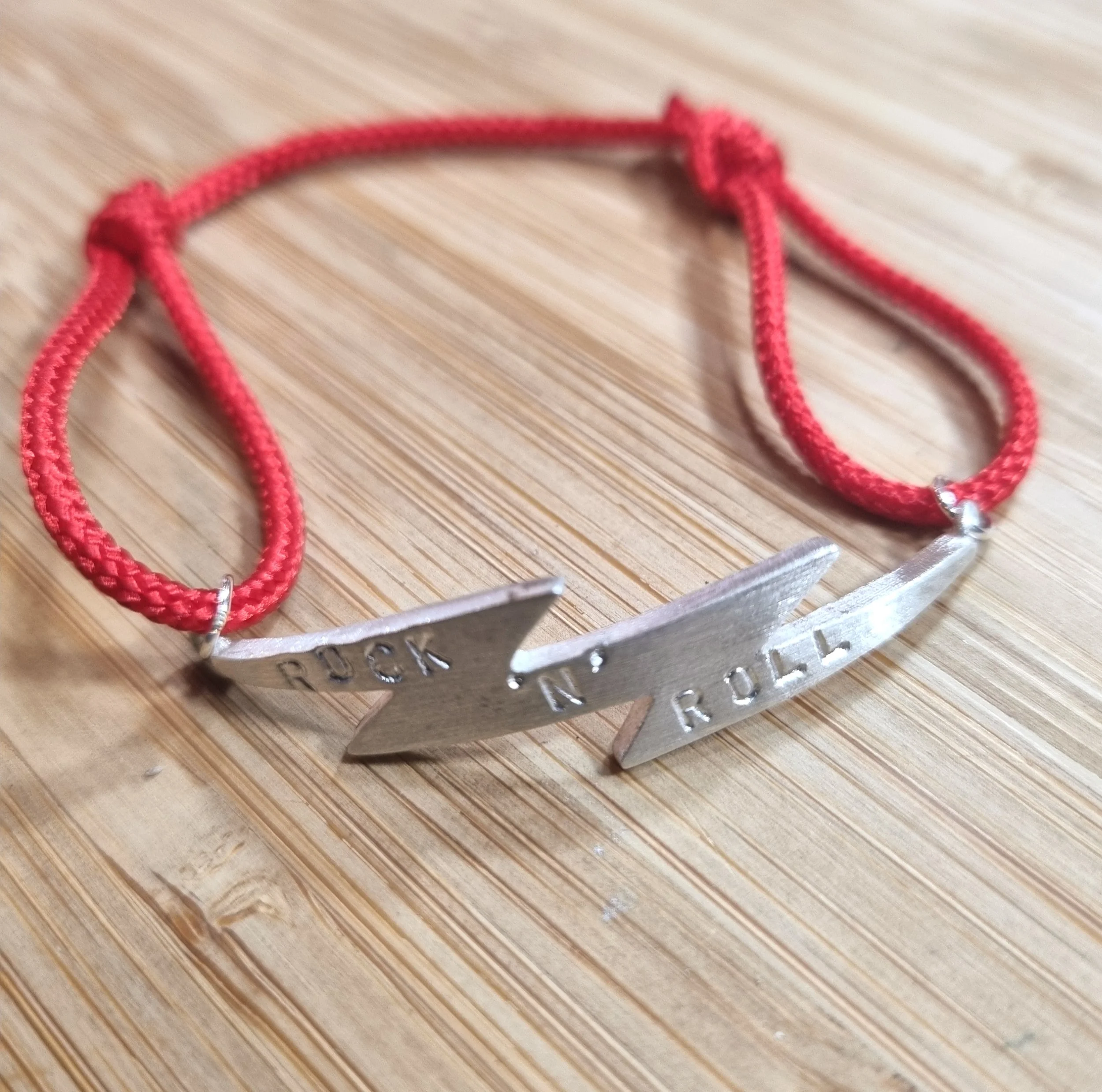 Chambers & Beau Oasis Friendship Bracelet Rock 'N' Roll Red