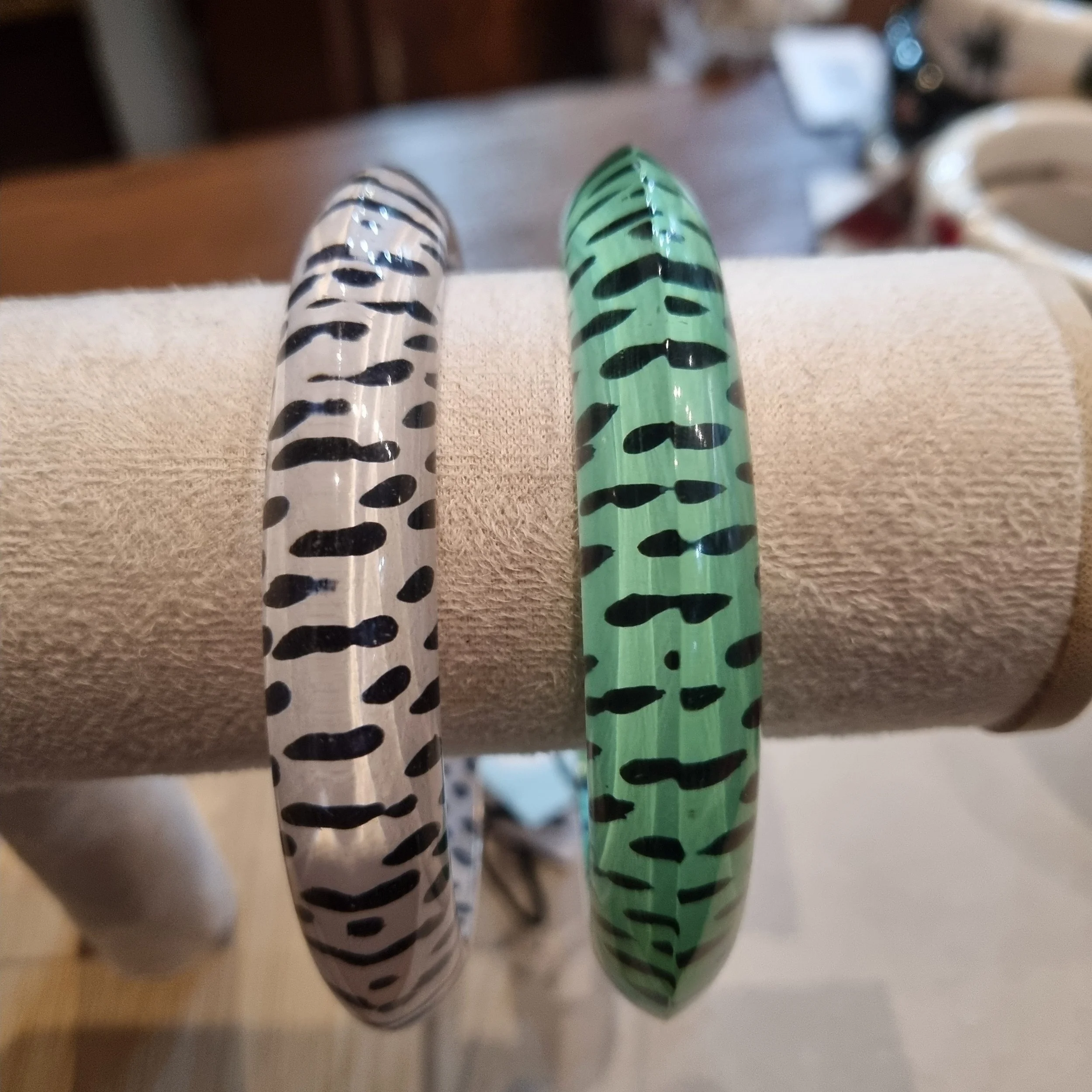 Splendette Set Of Two Leopard Print Bangles Extra Large