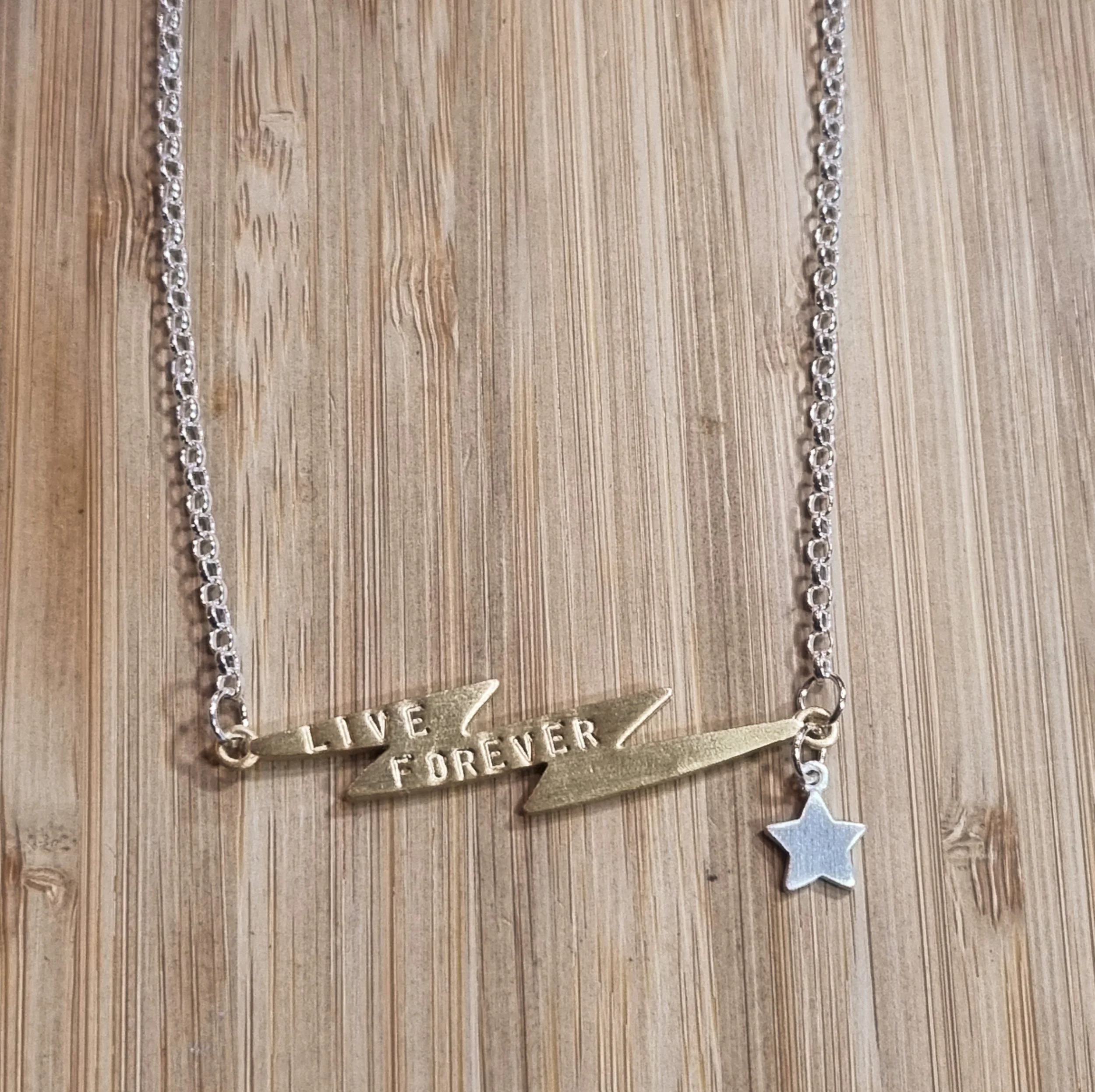 Chambers & Beau Oasis Electric Necklace Live Forever Gold