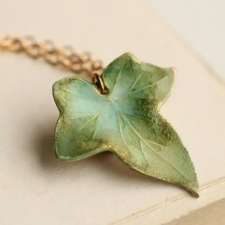 Olive Green Ivy Leaf Necklace