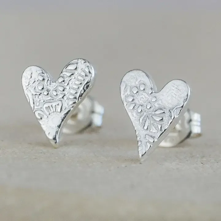 Lucy Kemp Silver Textured Tilted Heart Studs