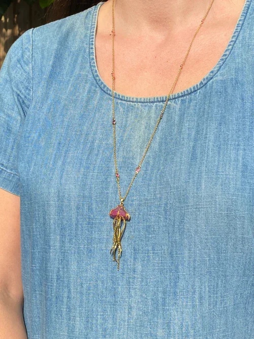 jellyfishneckalce.webp