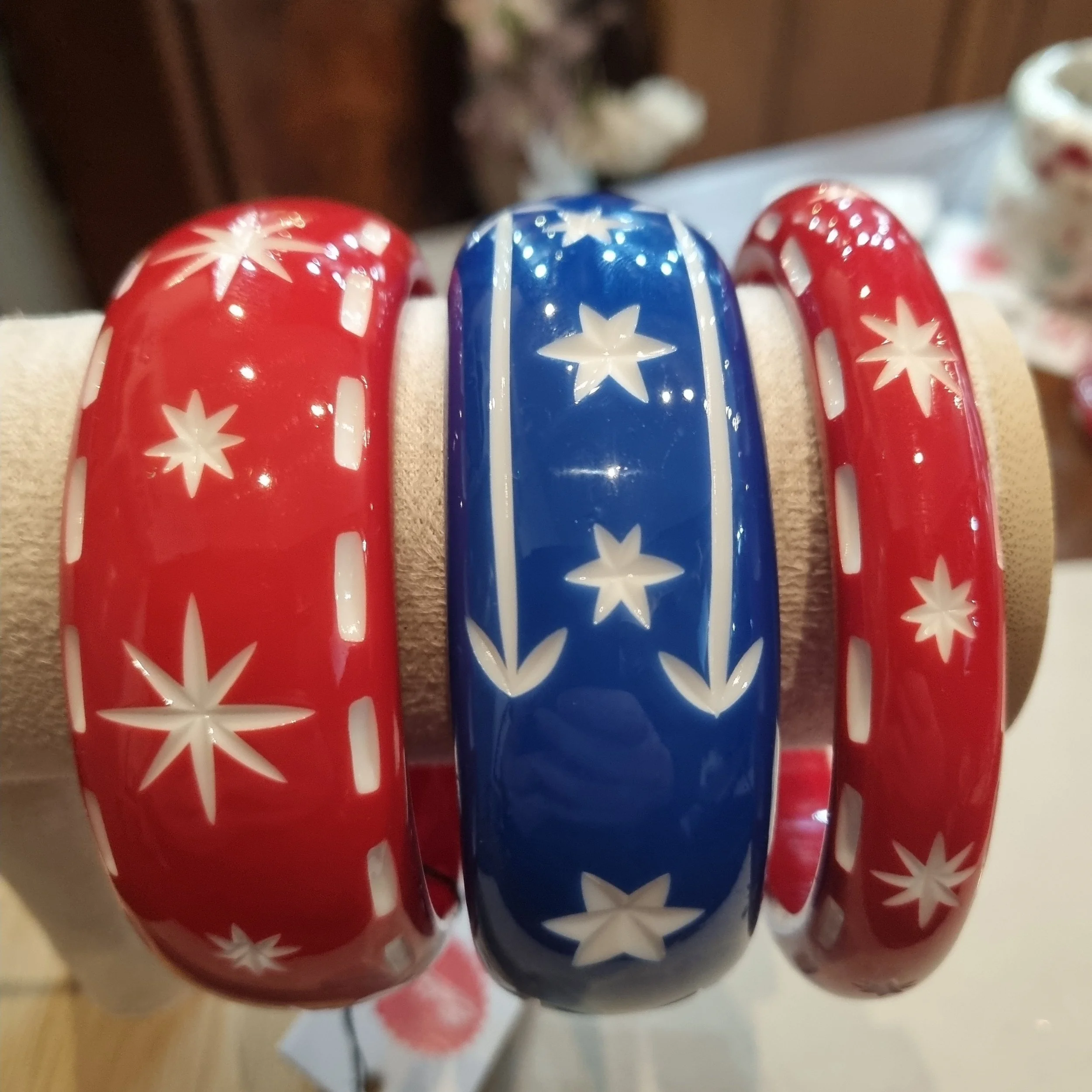 Splendette Set Of Three Stars Bangles Extra Large