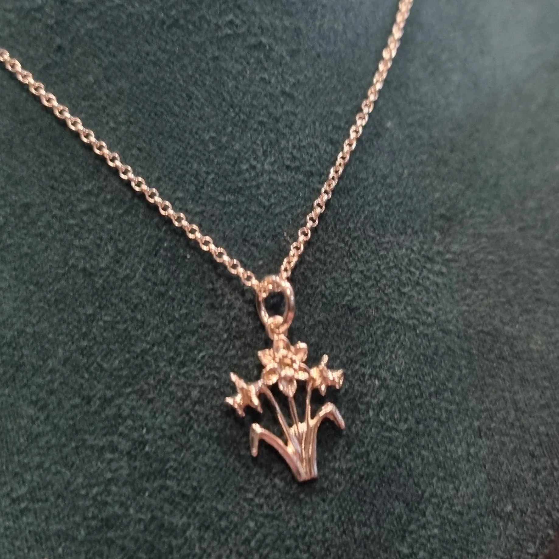 Bunch Of Daffodils Pendant