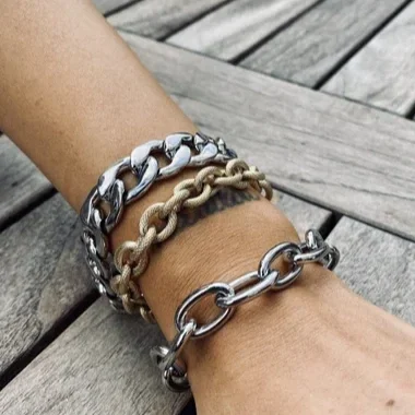 Bracelet-Jackie-Bracelet-Hermine-Bracelet-Alma-1_1_380x443_crop_center.webp