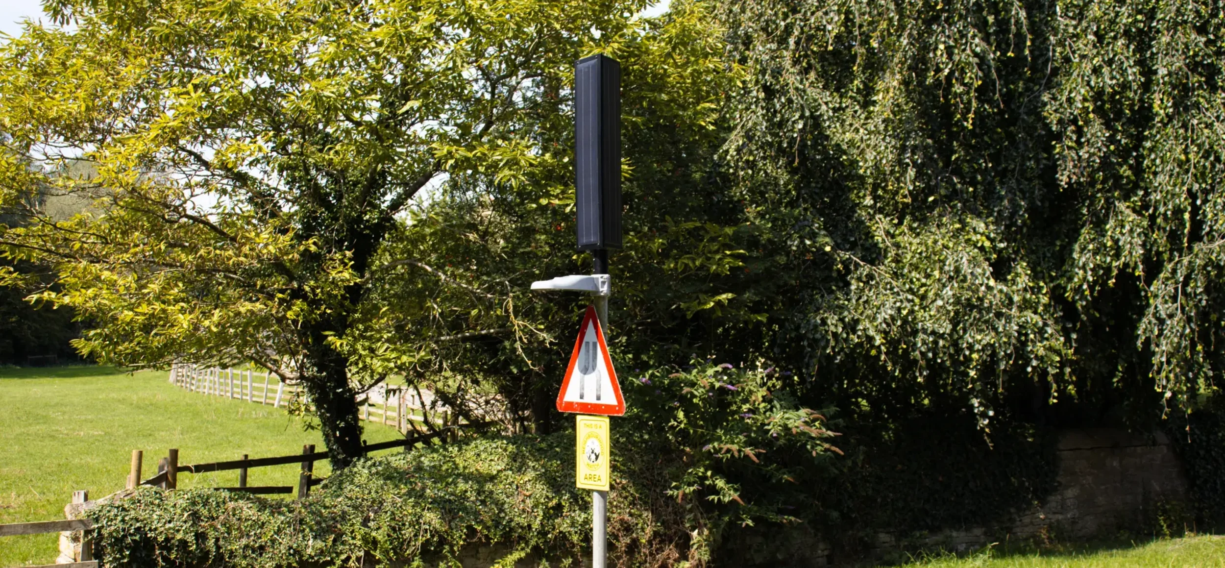 marlec_renewable_off_grid_solutions_solar_panels_windcharger_signage_08.webp