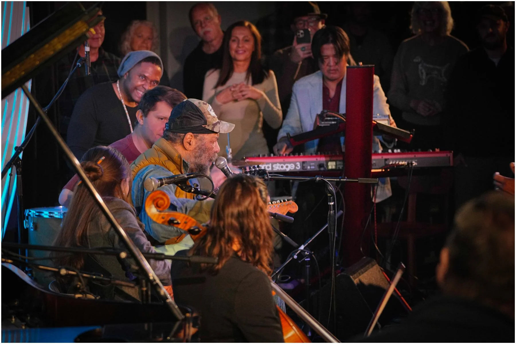 7_Otis_Taylor_Crowd.jpg