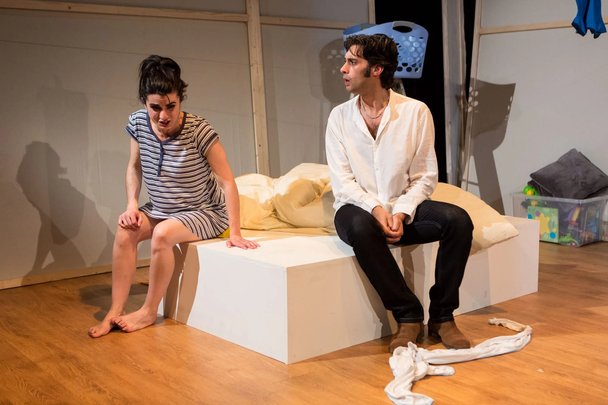 BITCHED-Kali-Theatre-Shireen-Farkhoy-as-Ali-Robert-Mountford-as-Nirjay-Photo-Credit-Helen-Murray--2000x1333.jpg