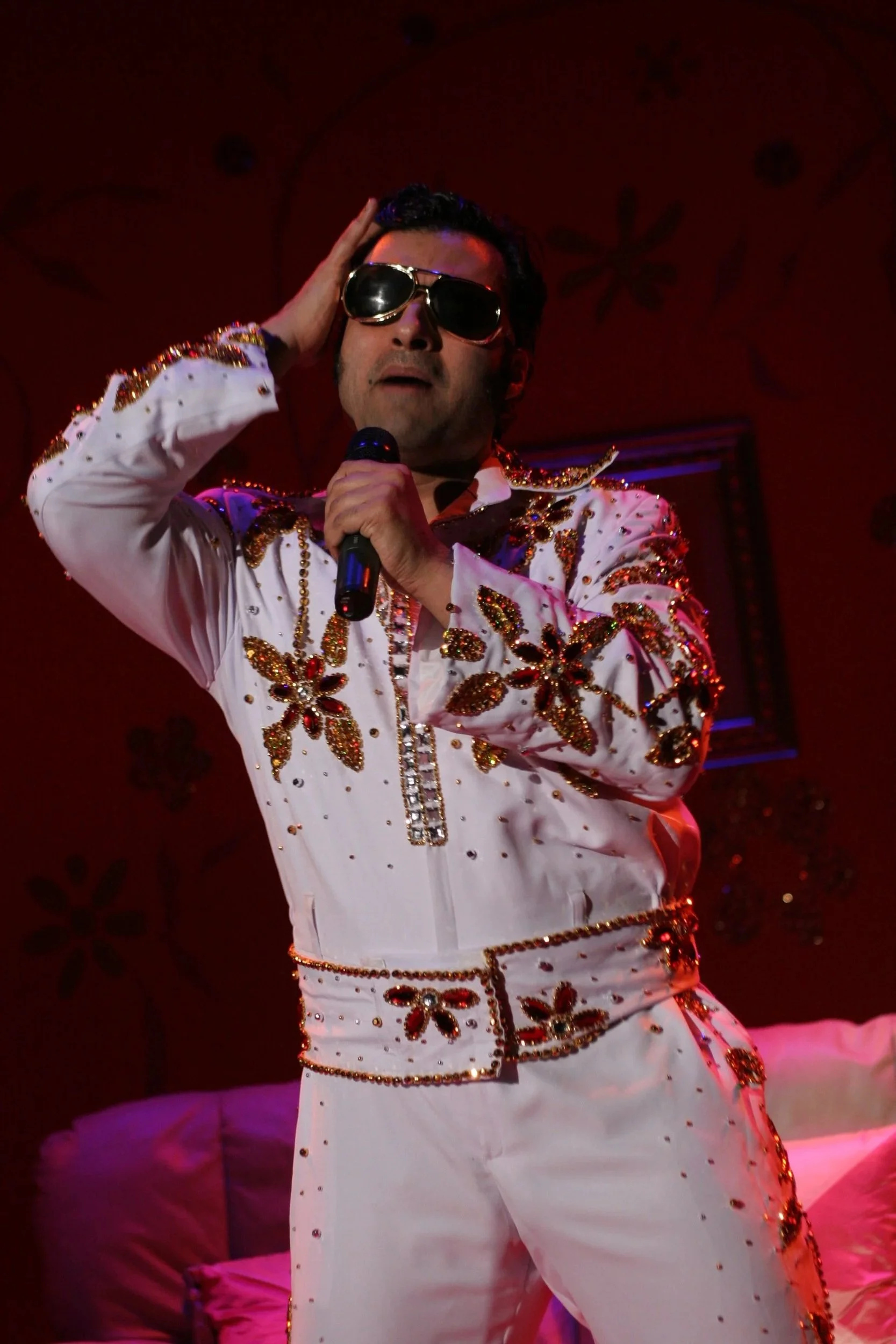 Alan Suri as Javed