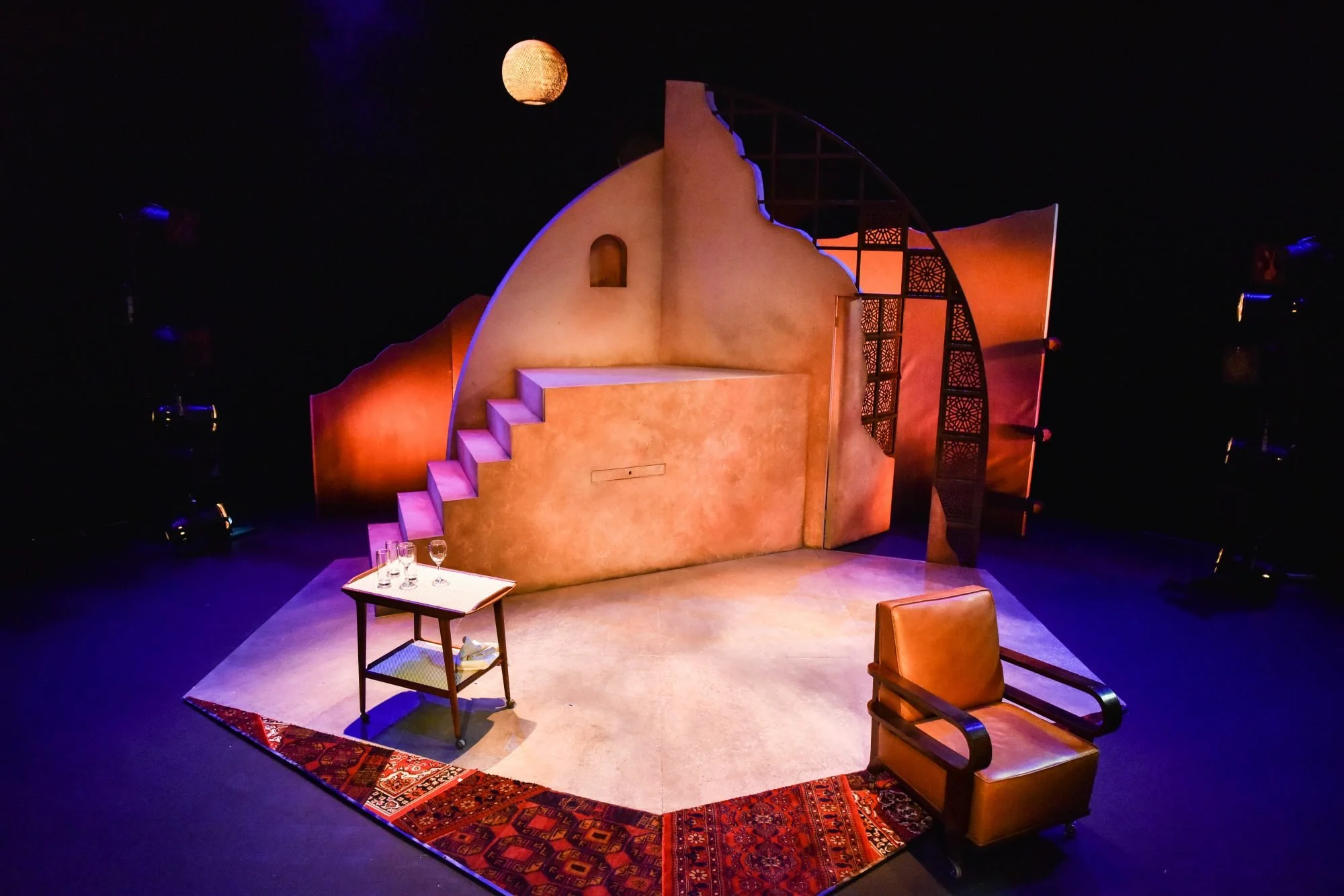 Homing-Birds-from-Kali-Theatre-_Photo-Robert-Day-2000x1333.jpg