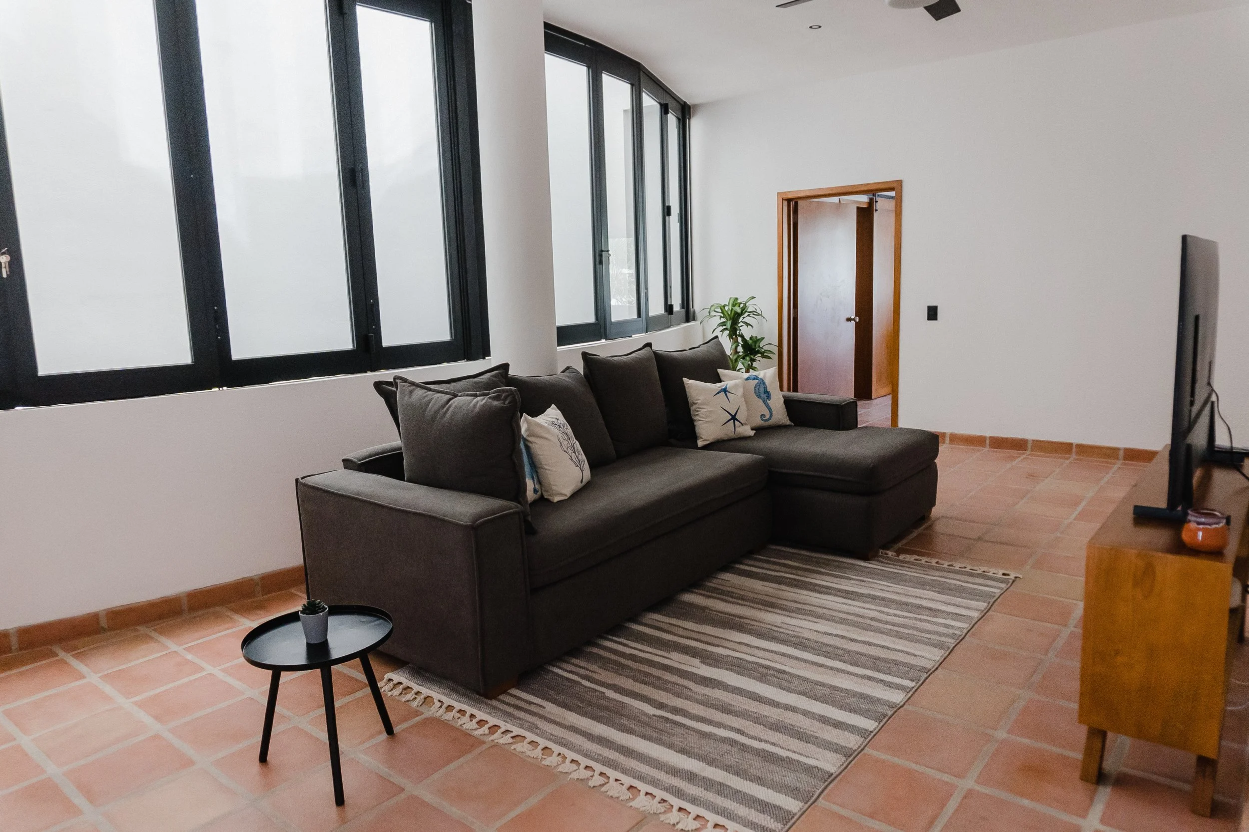 upstairs living room angle 1 casa .jpeg