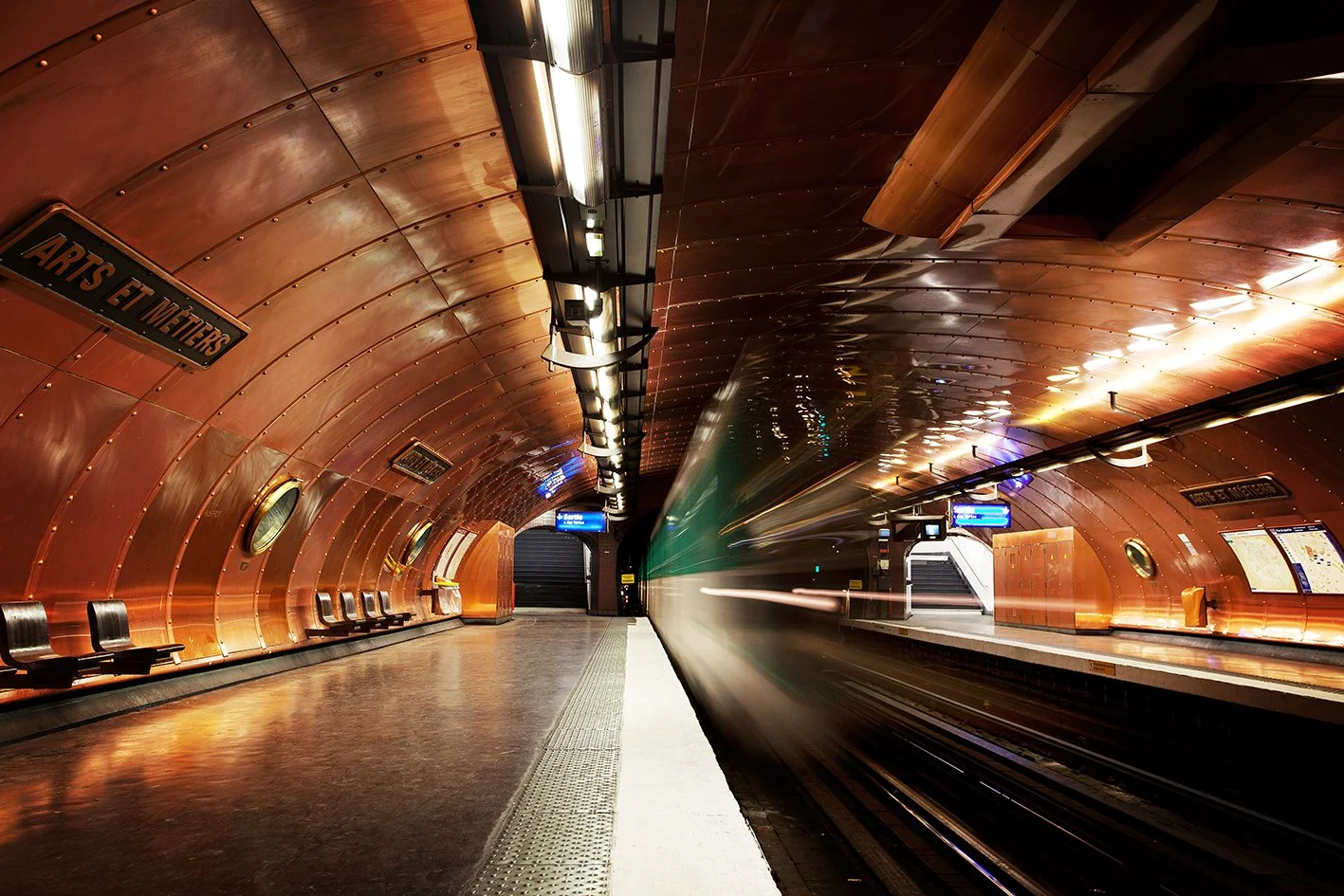 PARIS_SUBWAY_.jpg