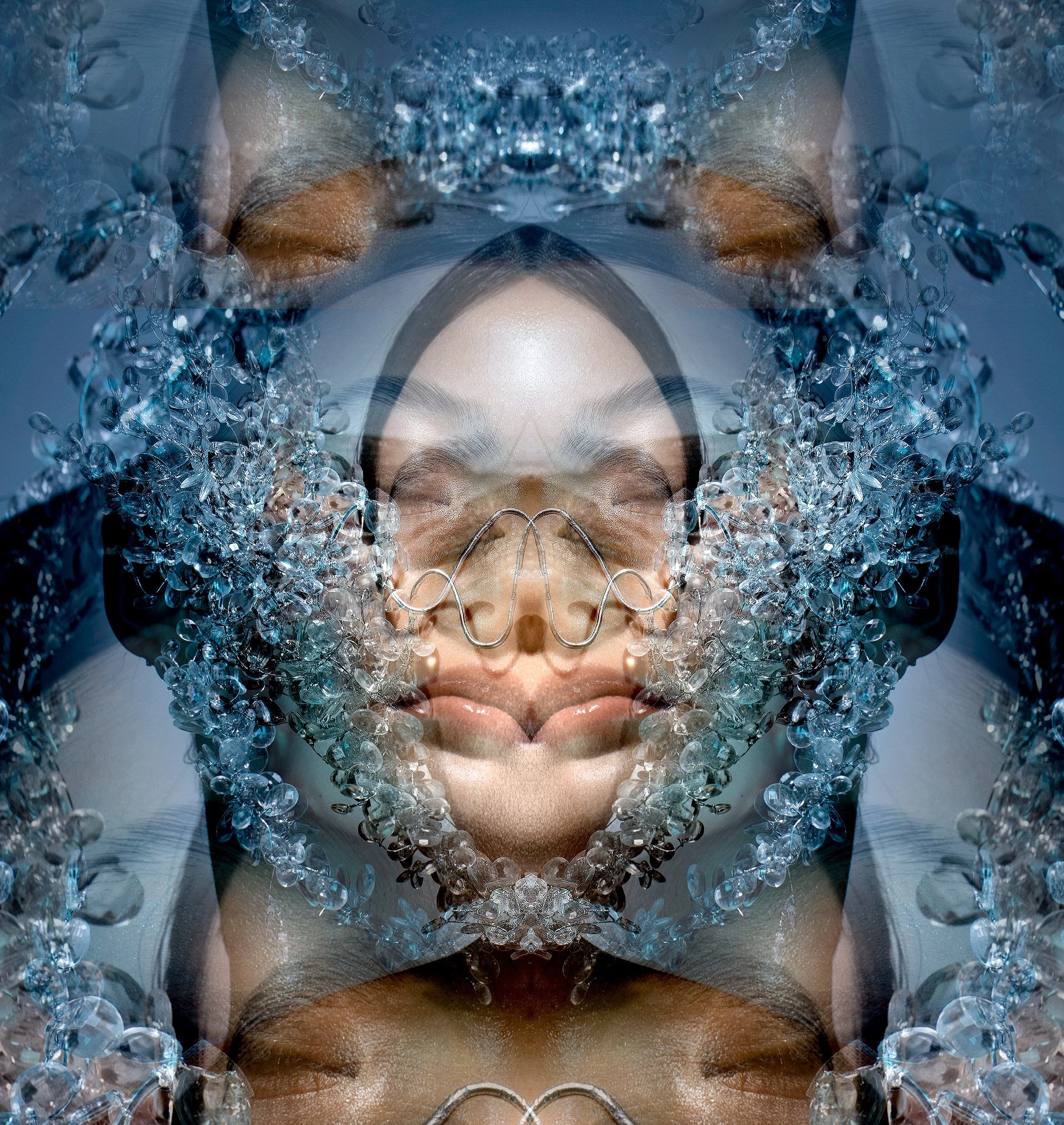 ABSURD_BEAUTY_PERLE.jpg