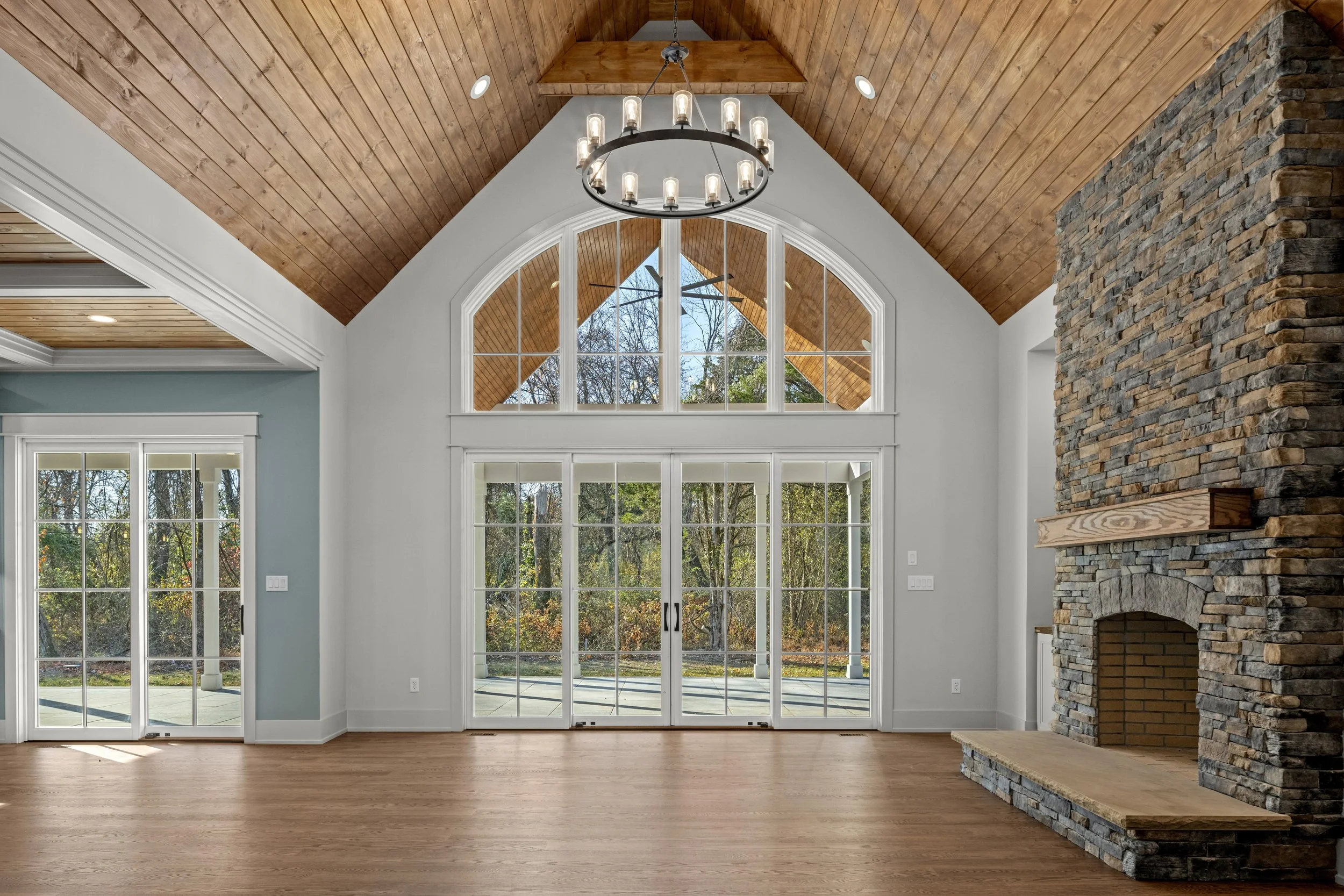 An image of the Cultural Center.