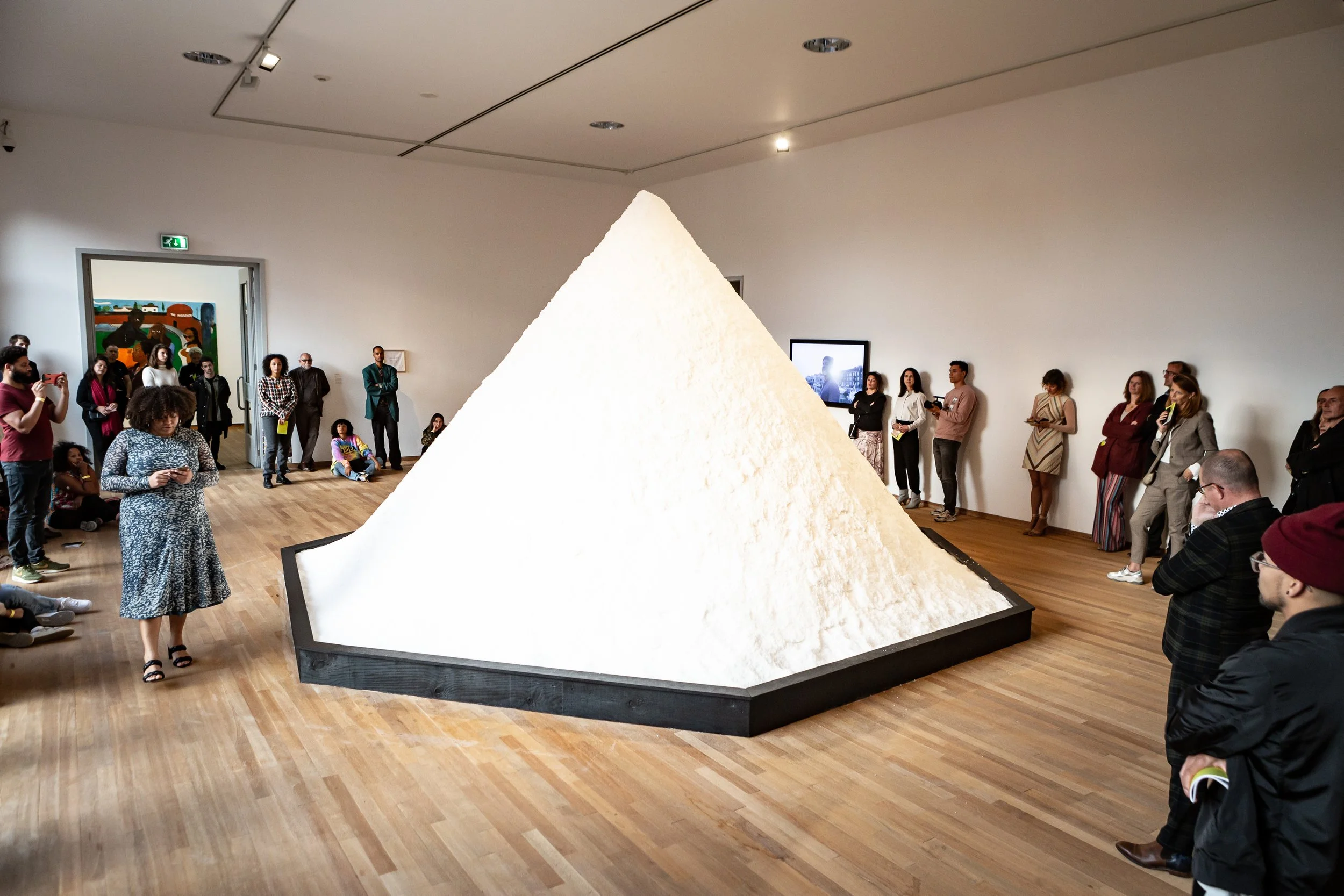 The soul of Salt from the salt plaines of Bonaire 8000 kilo's of sea salt

Say it Loud
Bonnefanten museum Maastricht  NL
photo  Paco Nuñes