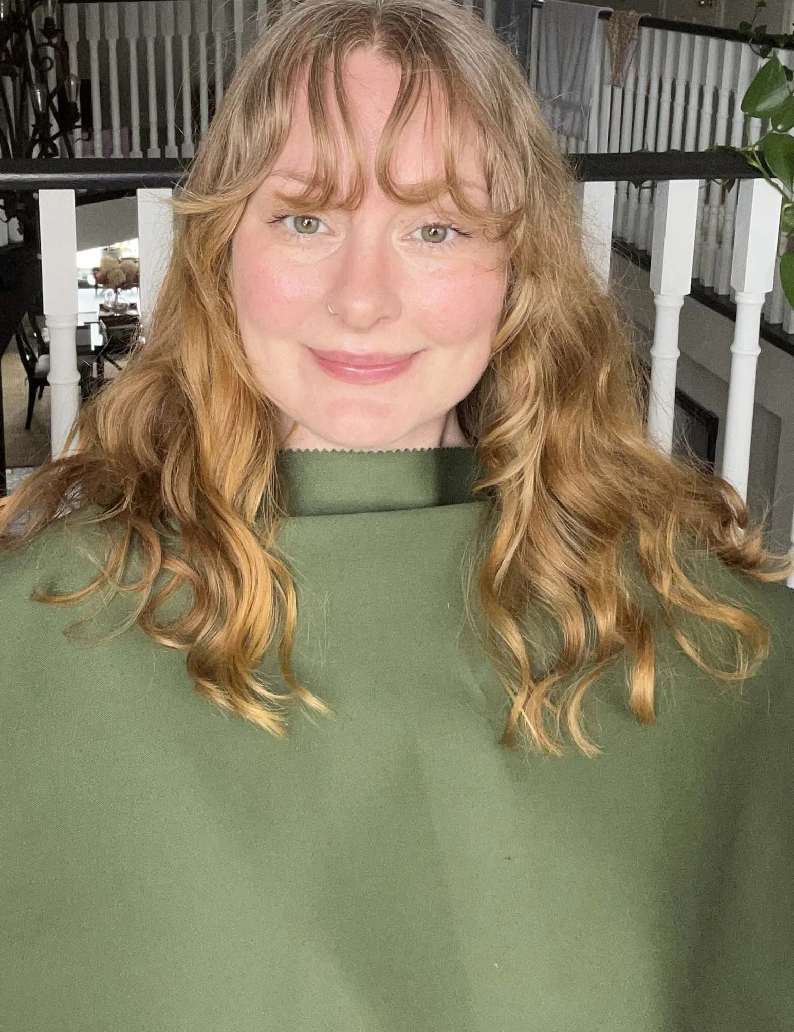 Laura looks amazing in the Autumn palette!