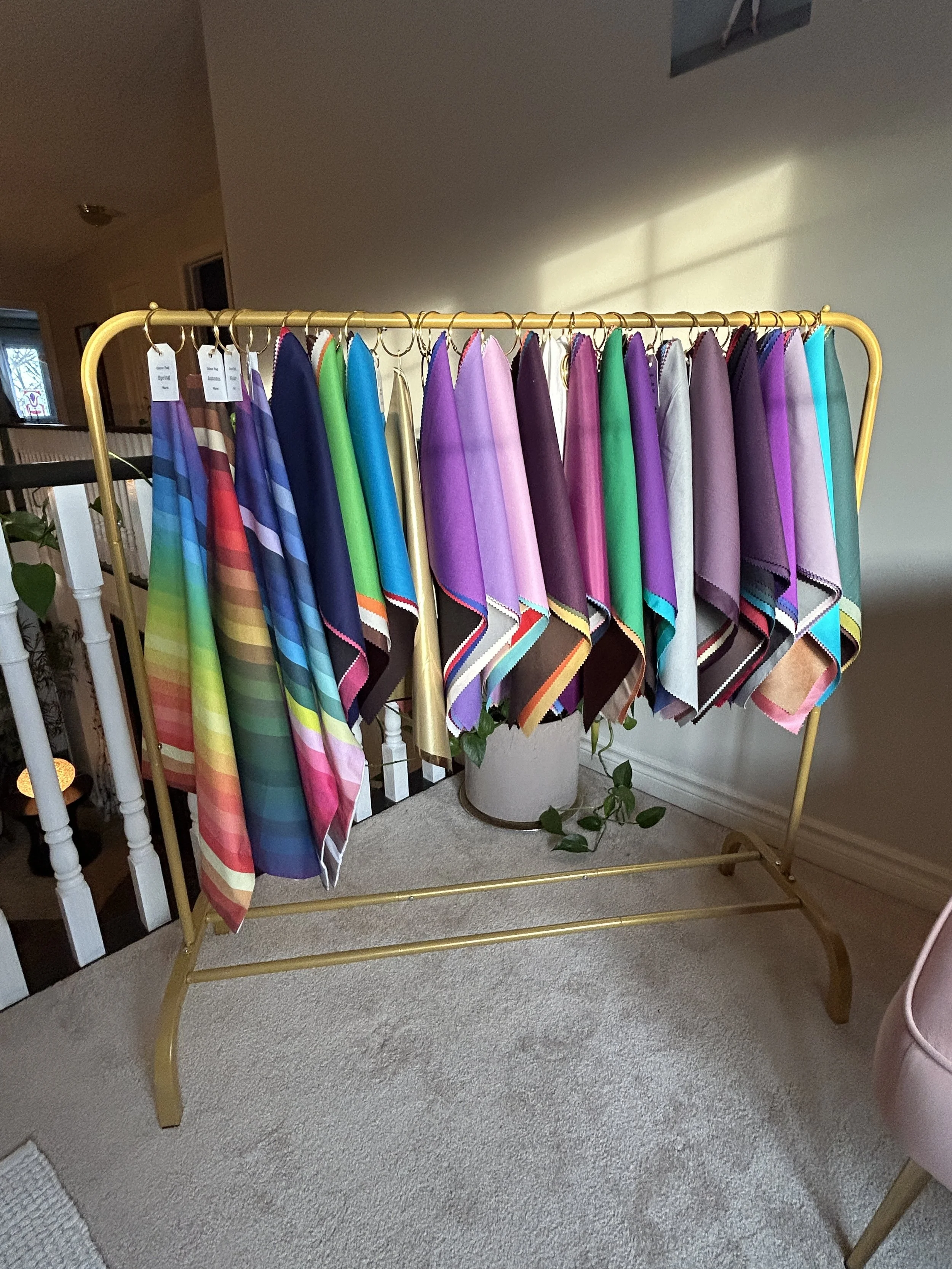 LINLEE Colour Analysis drape rack. Book today! 