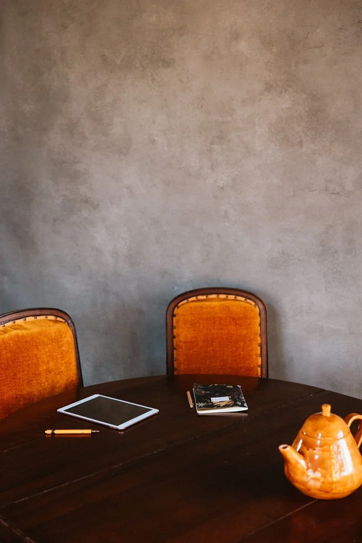 salle de réunion chaleureureuse à Paimpont- vers Rennes en Bretagne - Studio Bise