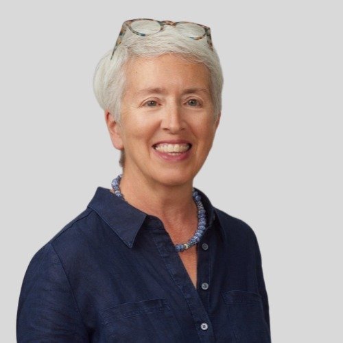 Portrait of Wendy Thomas