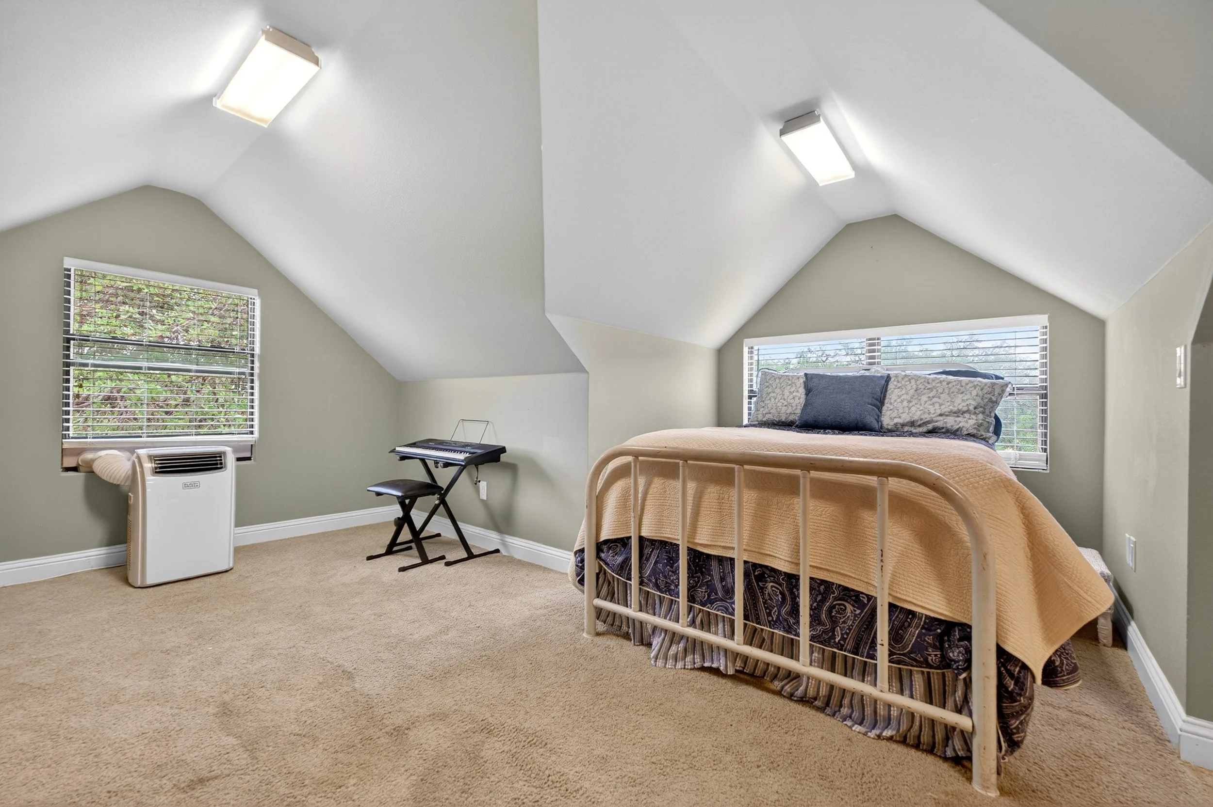 Sleeping area in bonus loft.