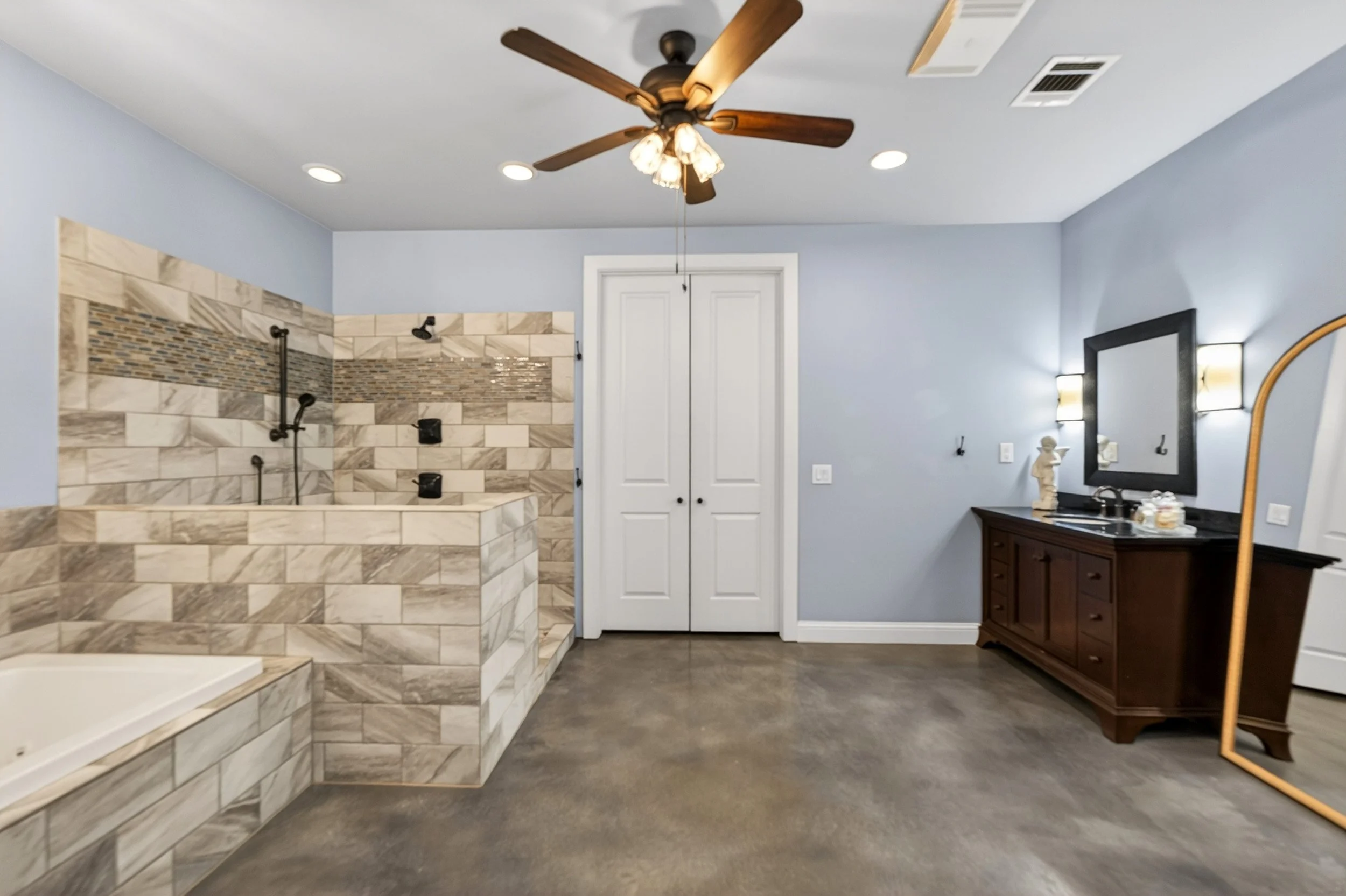 Large master bath with open shower concept. 