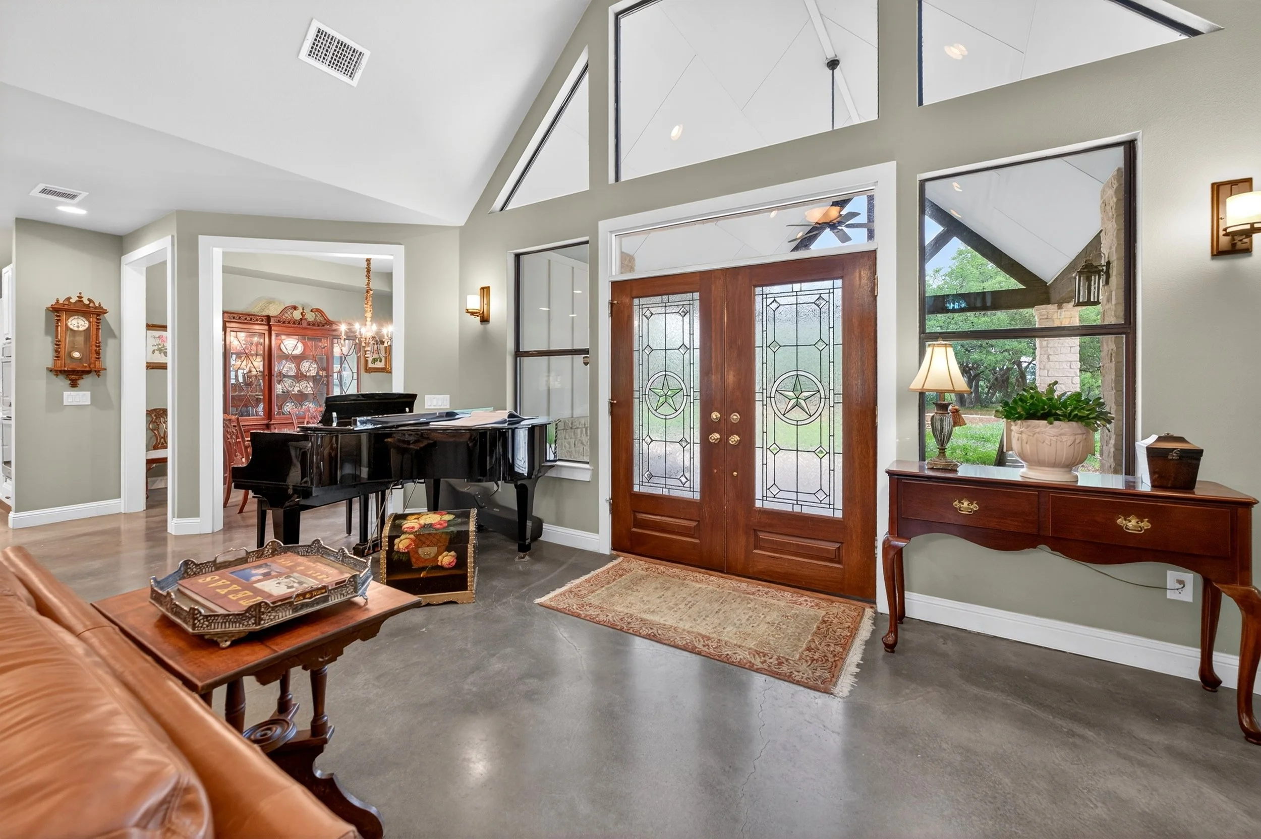 Large interior entry foyer.