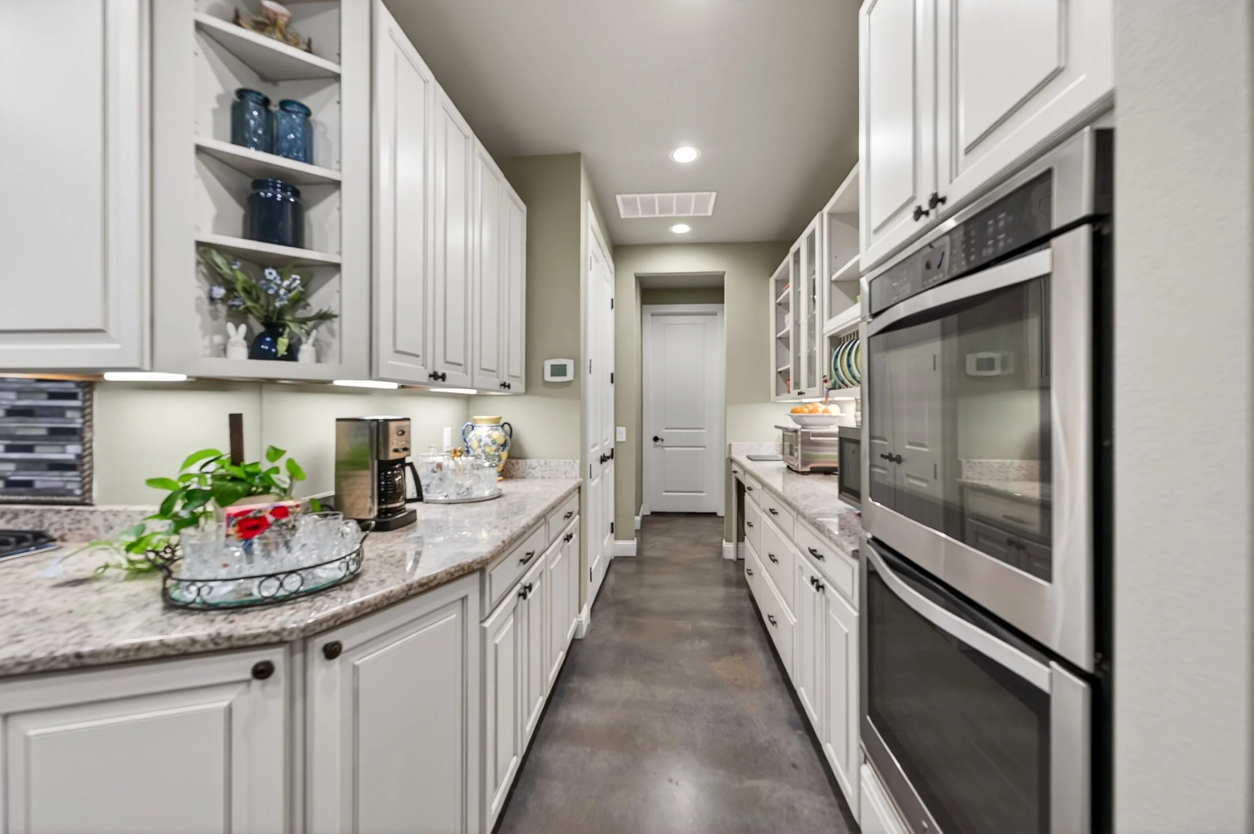 Chef's Setup with Double Oven.