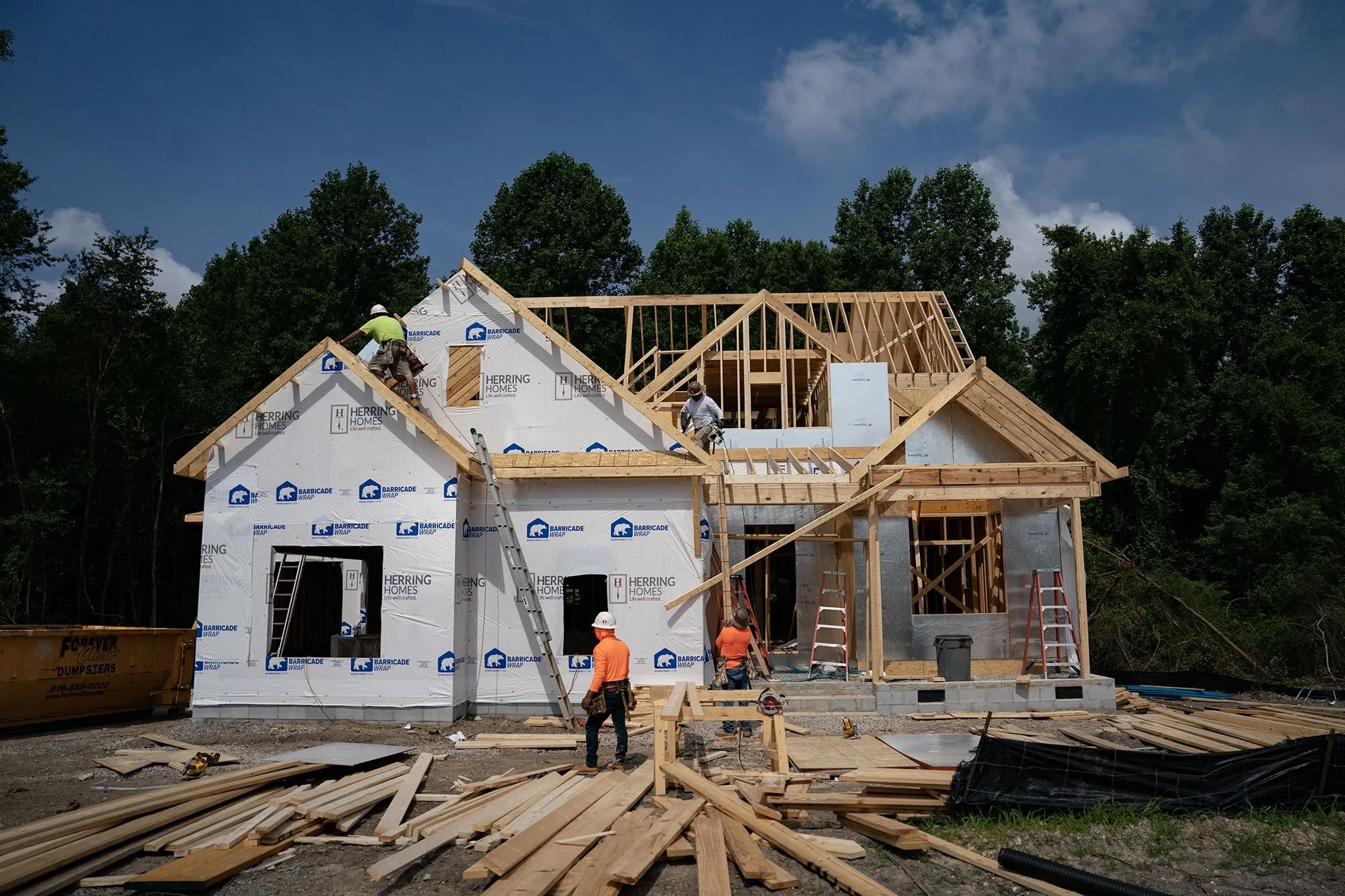 230719081030-us-new-home-construction-0615-restricted.jpg