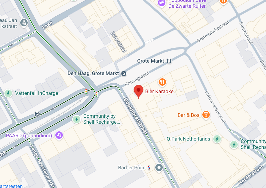 Locatie BLÊR Karaoke aan de Grote Markt 10 in hartje Den Haag, op loopafstand van tramhalte Grote Markt.