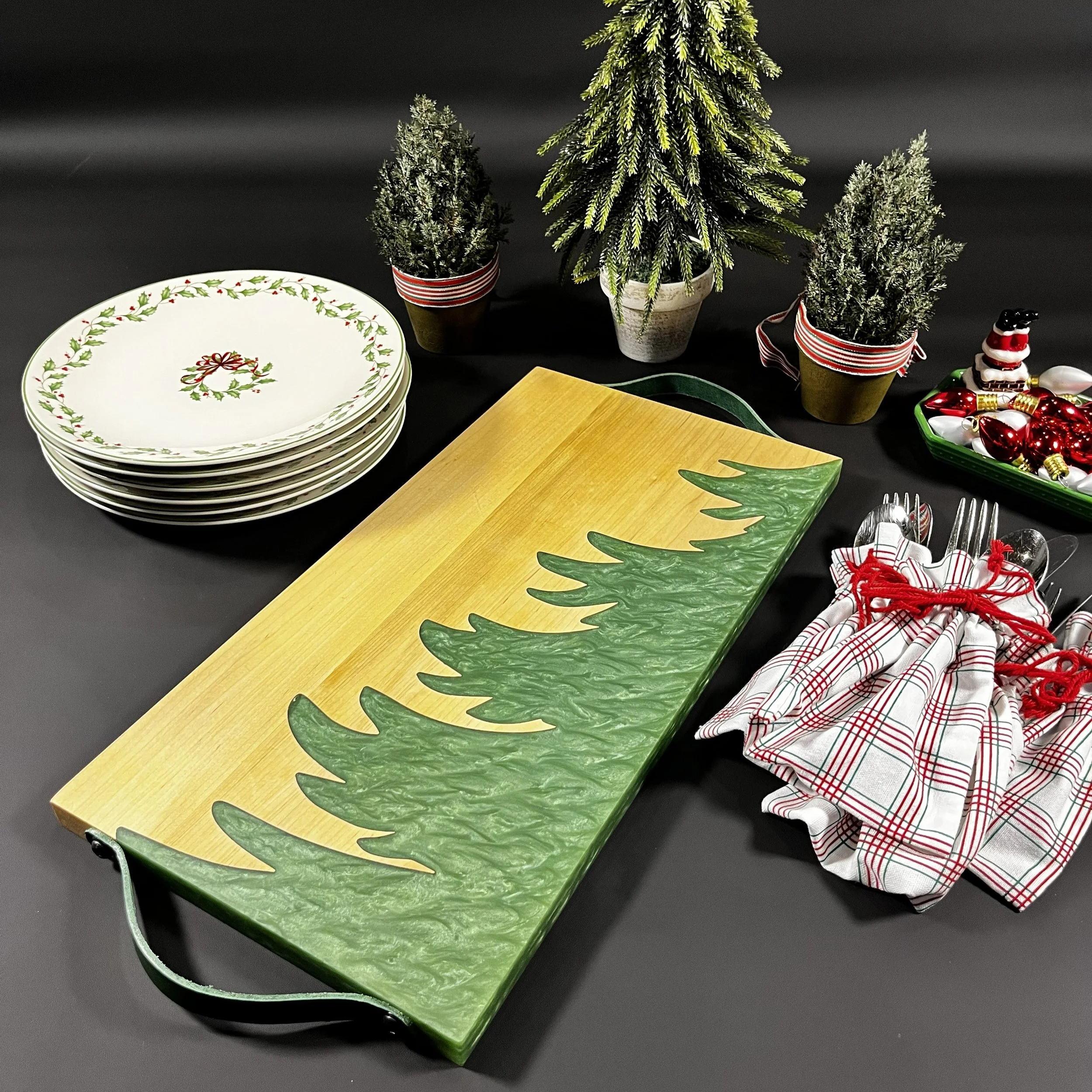 Red maple with green epoxy tree.