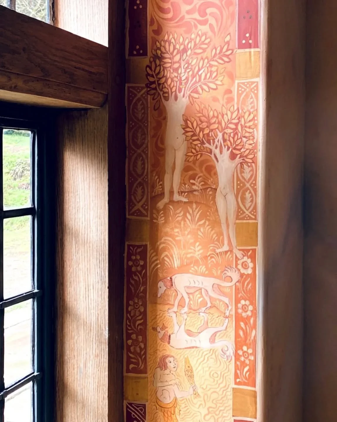 Folkloric window reveals painted to an intriguing, precise and scholarly brief from Alice of Studio Adra. The most enlightening of projects to be involved with. 

Reposted from @studio_adra:

Woodland and river Nymphs of the ancient Andresweald, conc