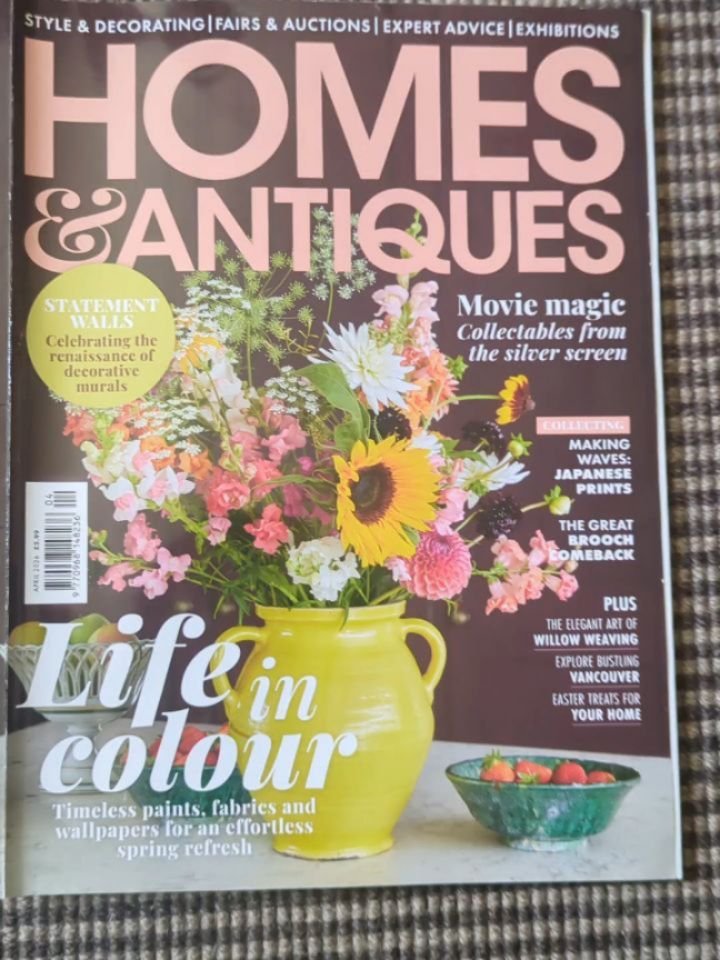 IN PRINT 👀 &ldquo;A Wall of One&rsquo;s Own&rdquo; in the April issue of @homes_antiques. Huge thanks to @ellie_tennant for this thoughtful feature exploring our love affair with wall paintings. 

An honour to share these pages with @tessnewallstudi