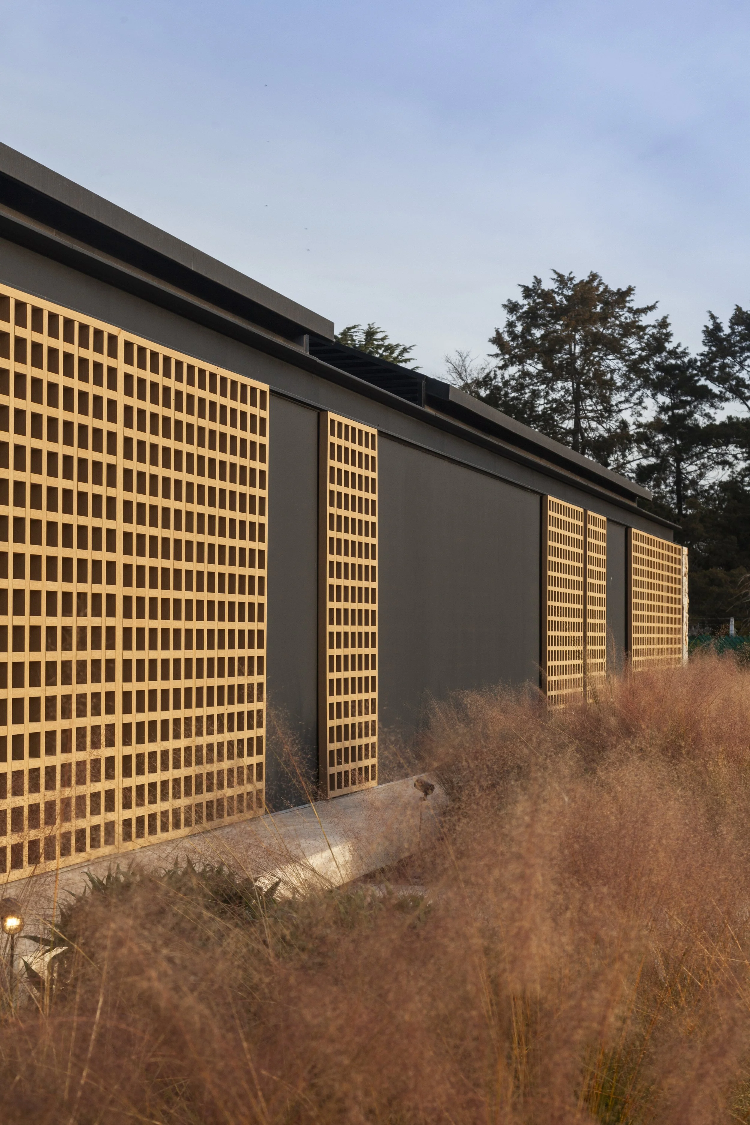 Casa Orilla_Leone Loray_Exteriores_12.jpg