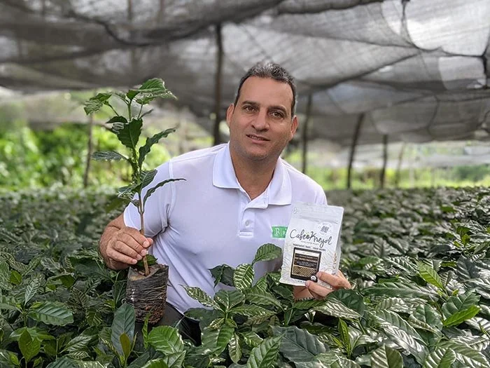 cafe-kreyol-organic-coffee-farmers-Dominican-Republic-Ramirez-Estate.jpg